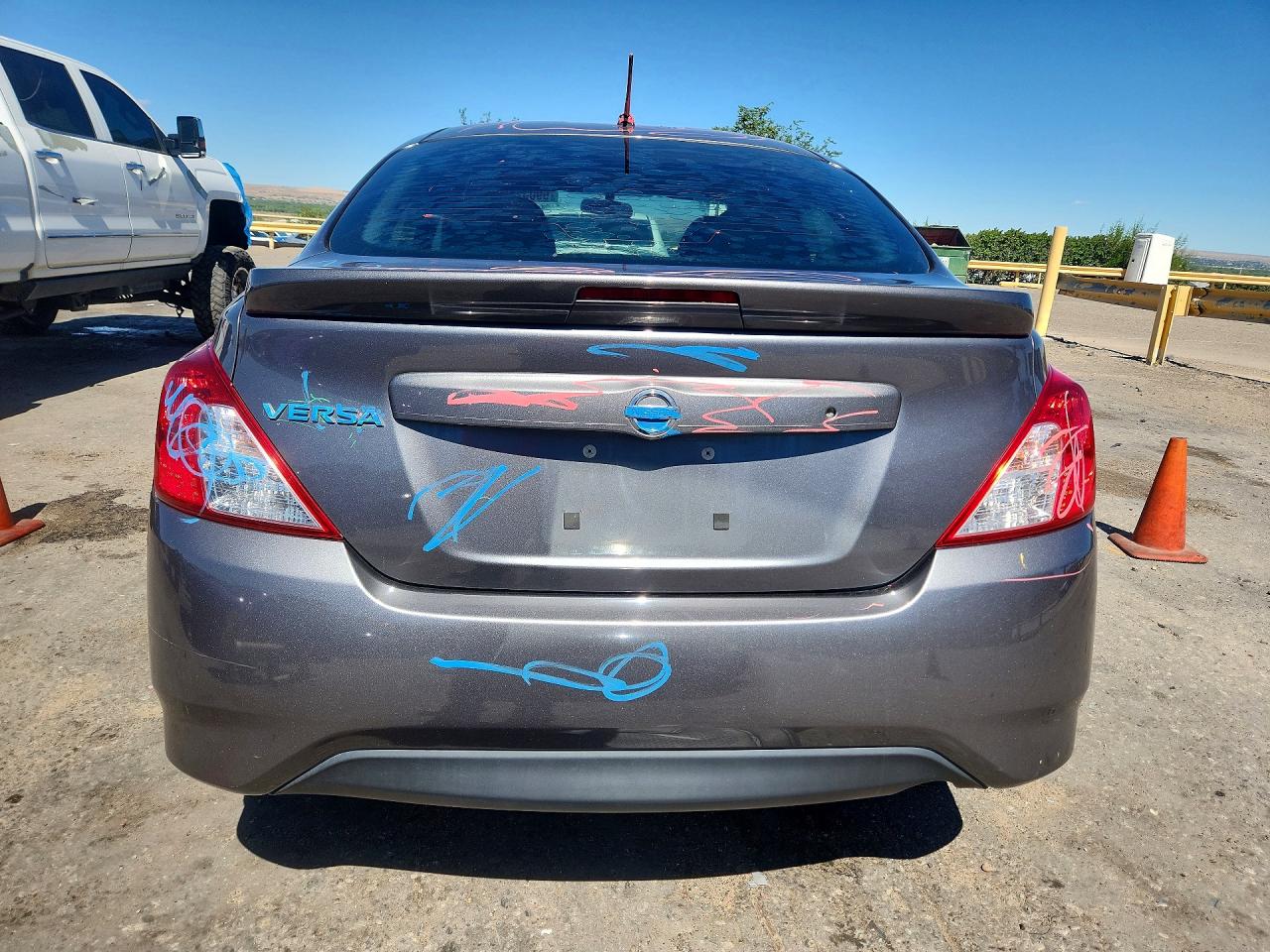 2018 Nissan Versa S Plus Charcoal vin: 3N1CN7AP4JL837263