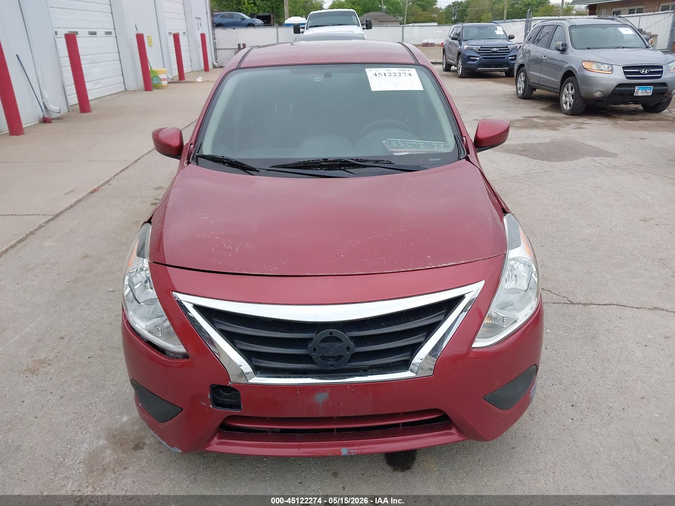 2018 Nissan Versa 1.6 S+ Red vin: 3N1CN7AP4JL860087