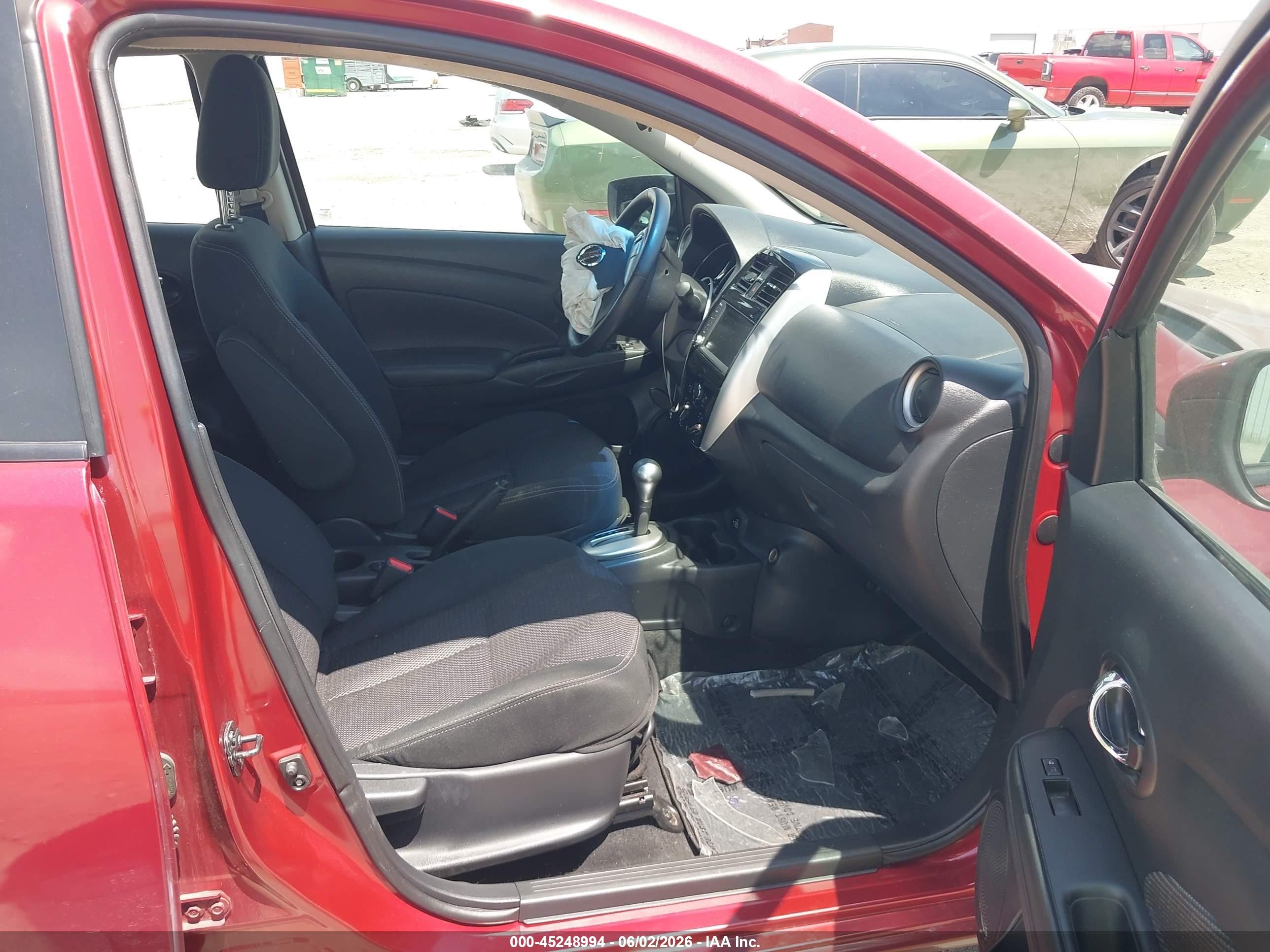 2019 Nissan Versa 1.6 Sv Red vin: 3N1CN7AP4KL830914