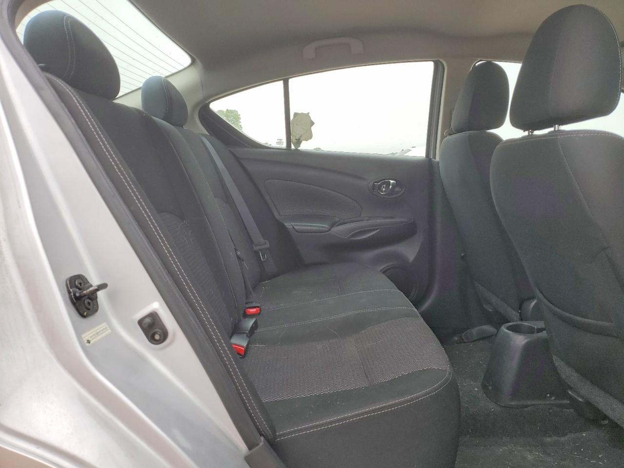 2019 Nissan Versa Sv Silver vin: 3N1CN7AP4KL867140