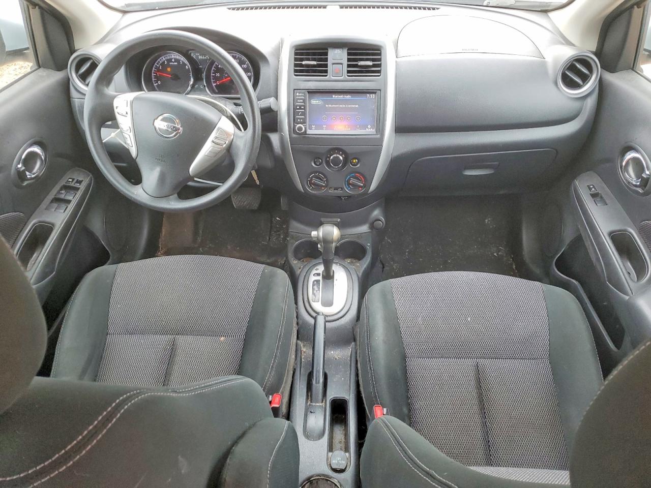 2019 Nissan Versa Sv Silver vin: 3N1CN7AP4KL867140