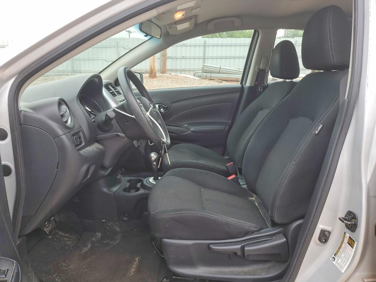 2019 Nissan Versa Sv Silver vin: 3N1CN7AP4KL867140