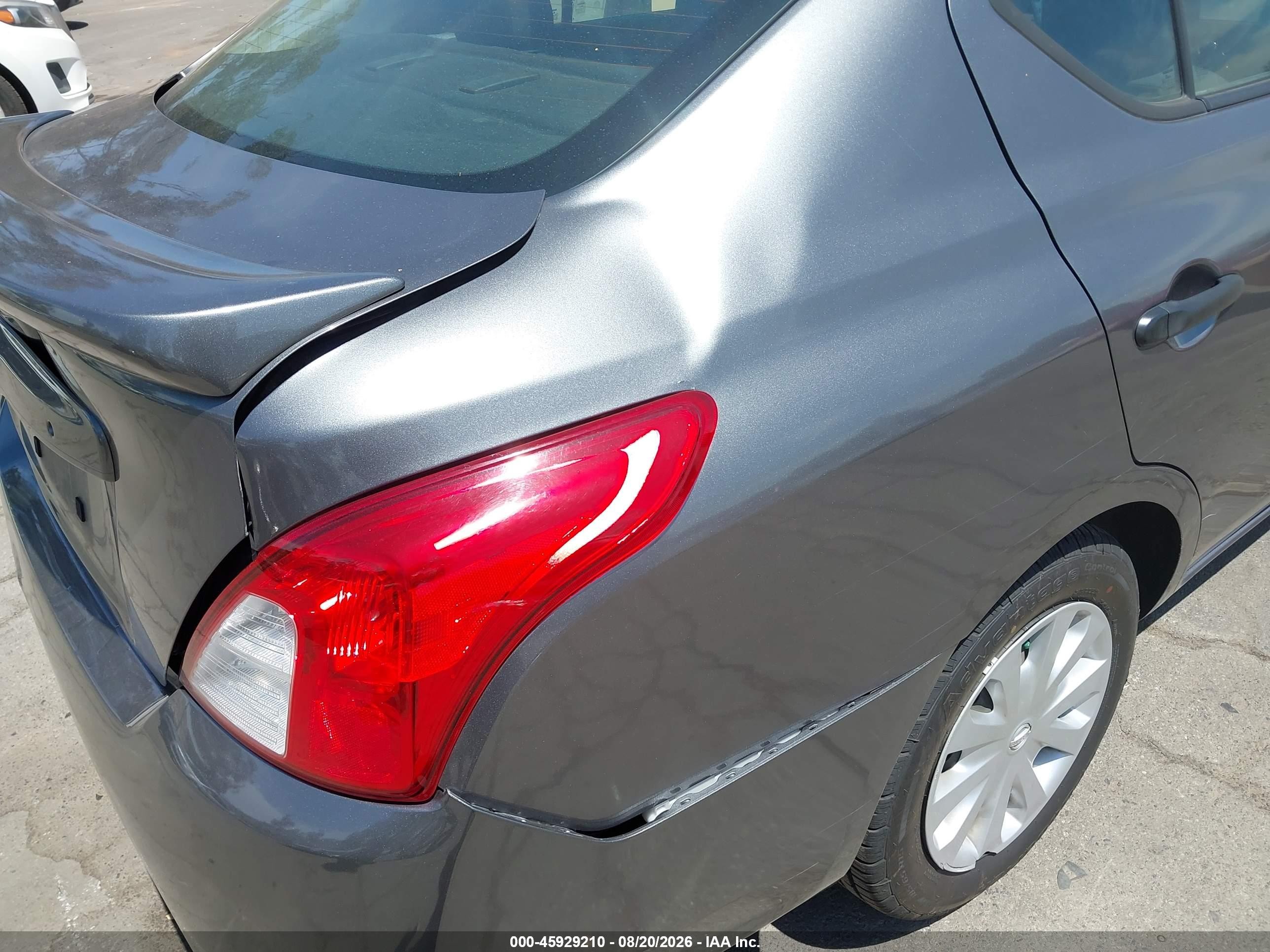 2019 Nissan Versa 1.6 S+ Gray vin: 3N1CN7AP4KL869115