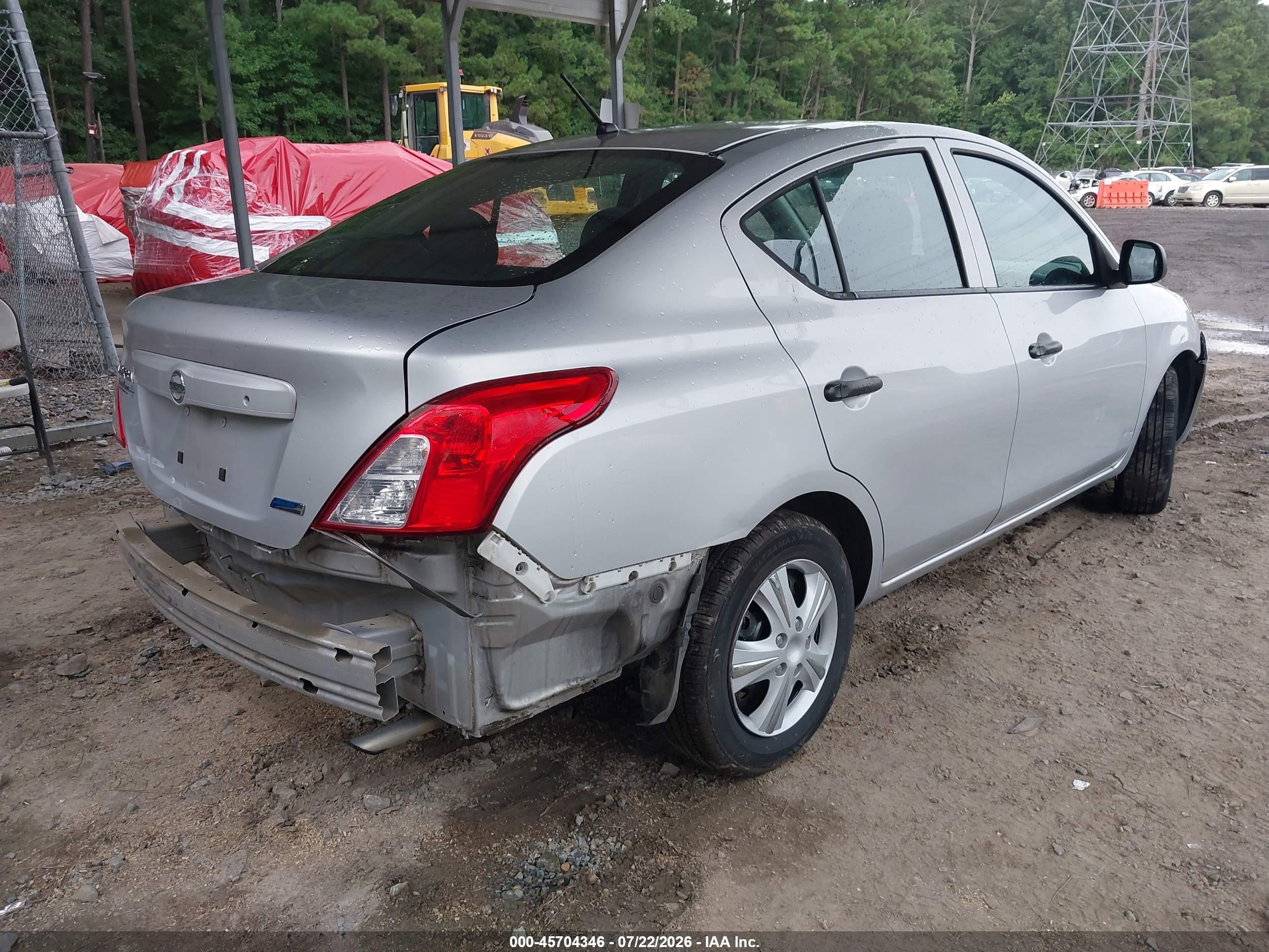 2012 Nissan Versa 1.6 S Silver vin: 3N1CN7AP5CL802640
