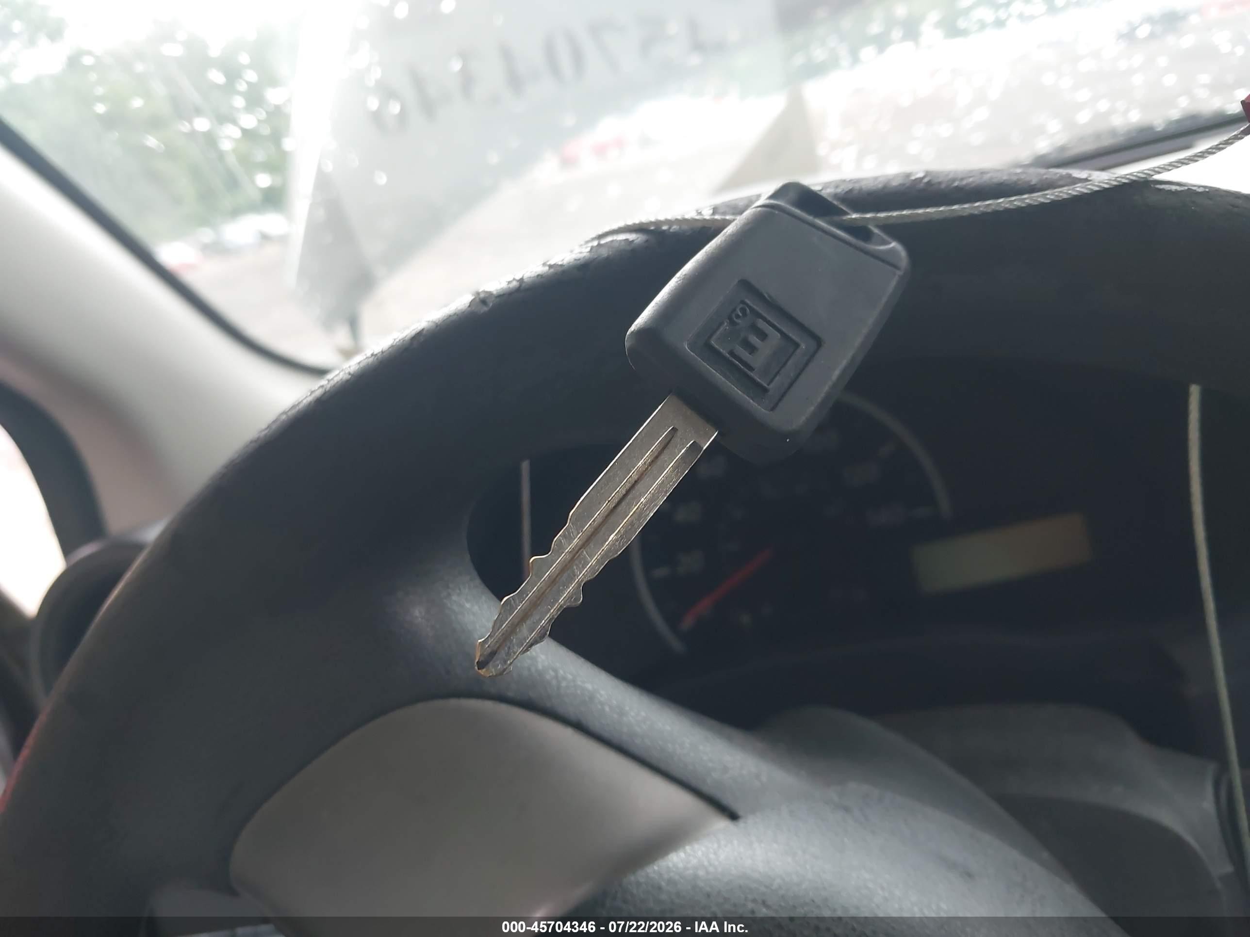 2012 Nissan Versa 1.6 S Silver vin: 3N1CN7AP5CL802640