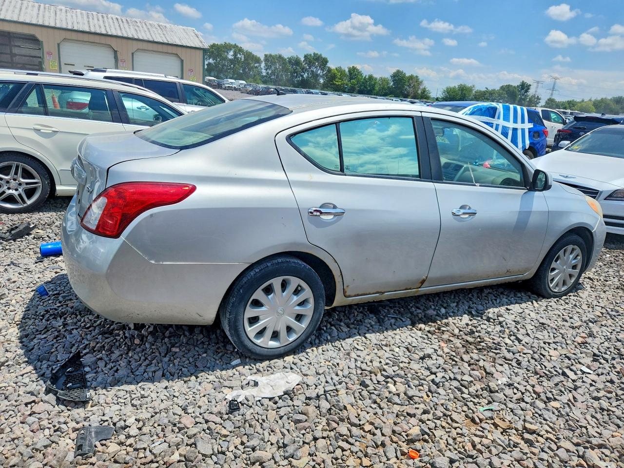 2012 Nissan Versa Gray vin: 3N1CN7AP5CL817431
