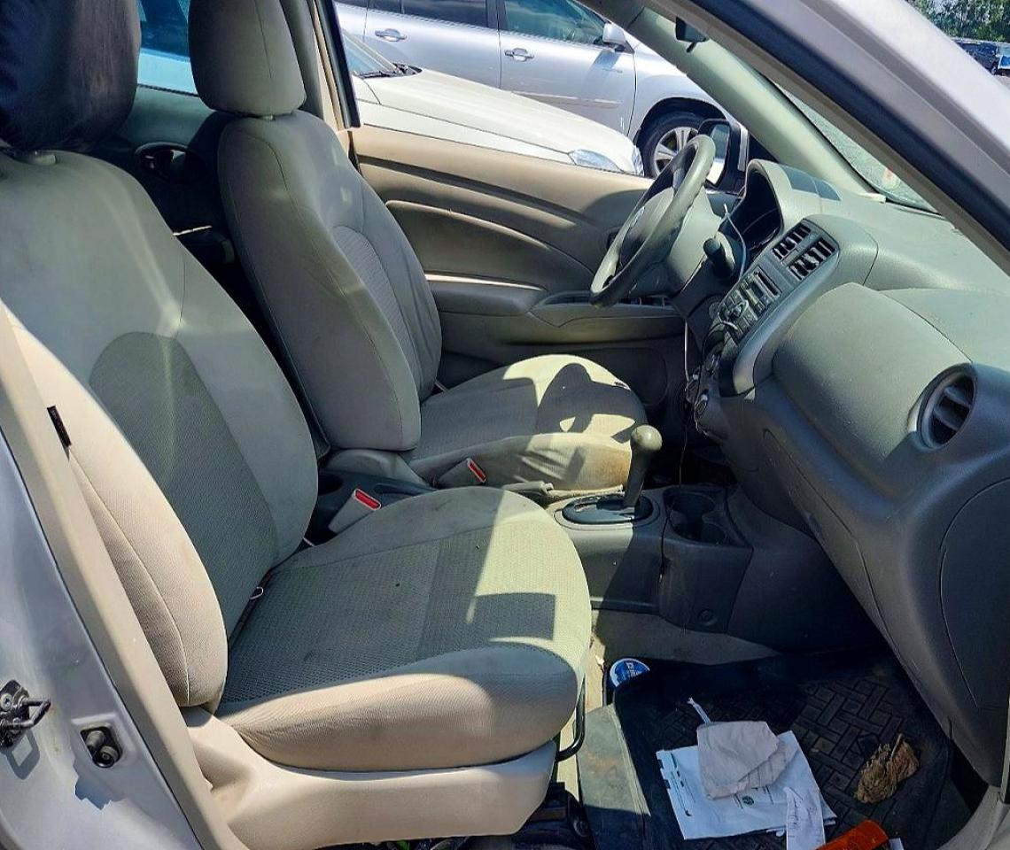 2012 Nissan Versa Gray vin: 3N1CN7AP5CL817431