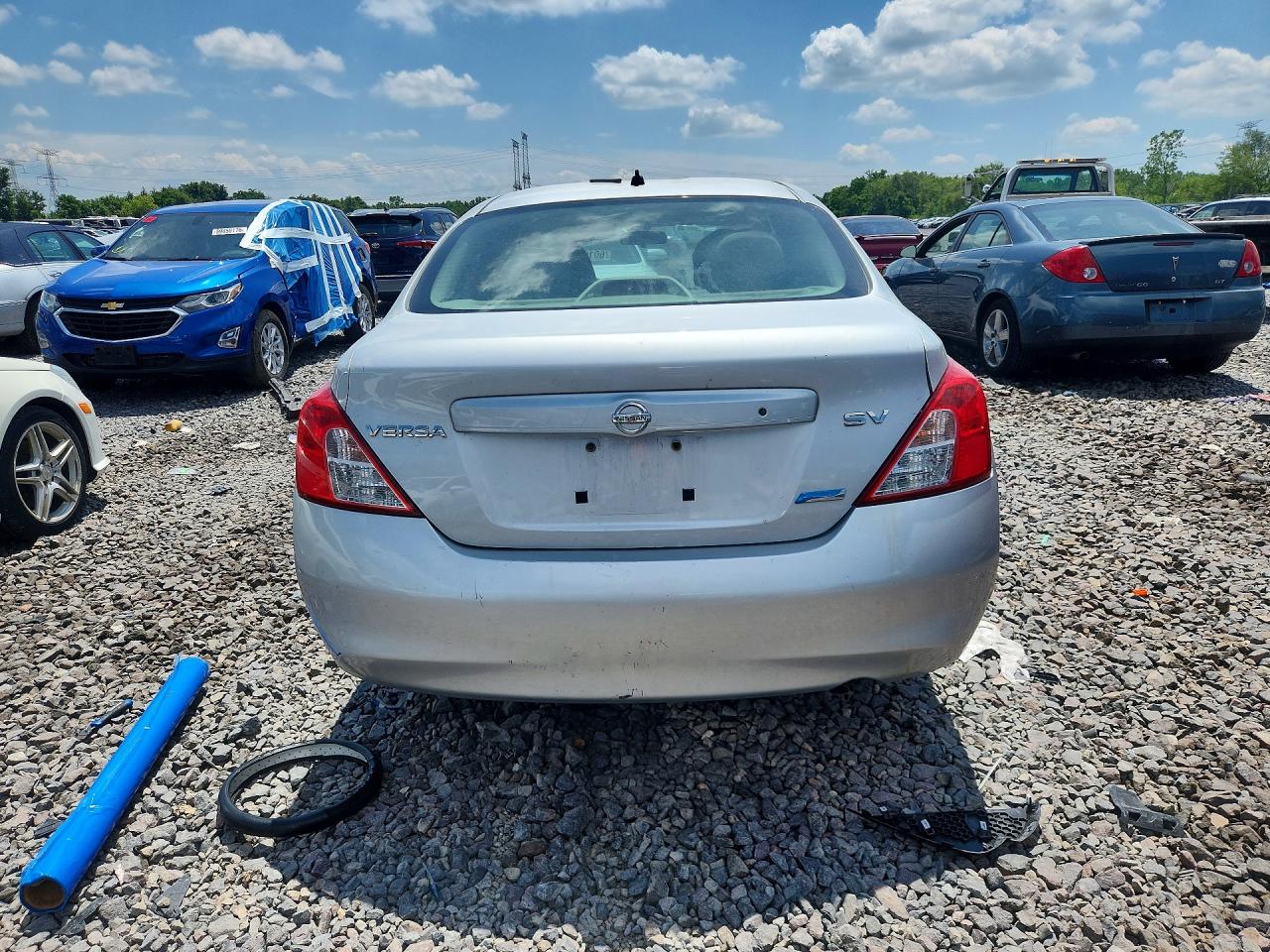 2012 Nissan Versa Gray vin: 3N1CN7AP5CL817431