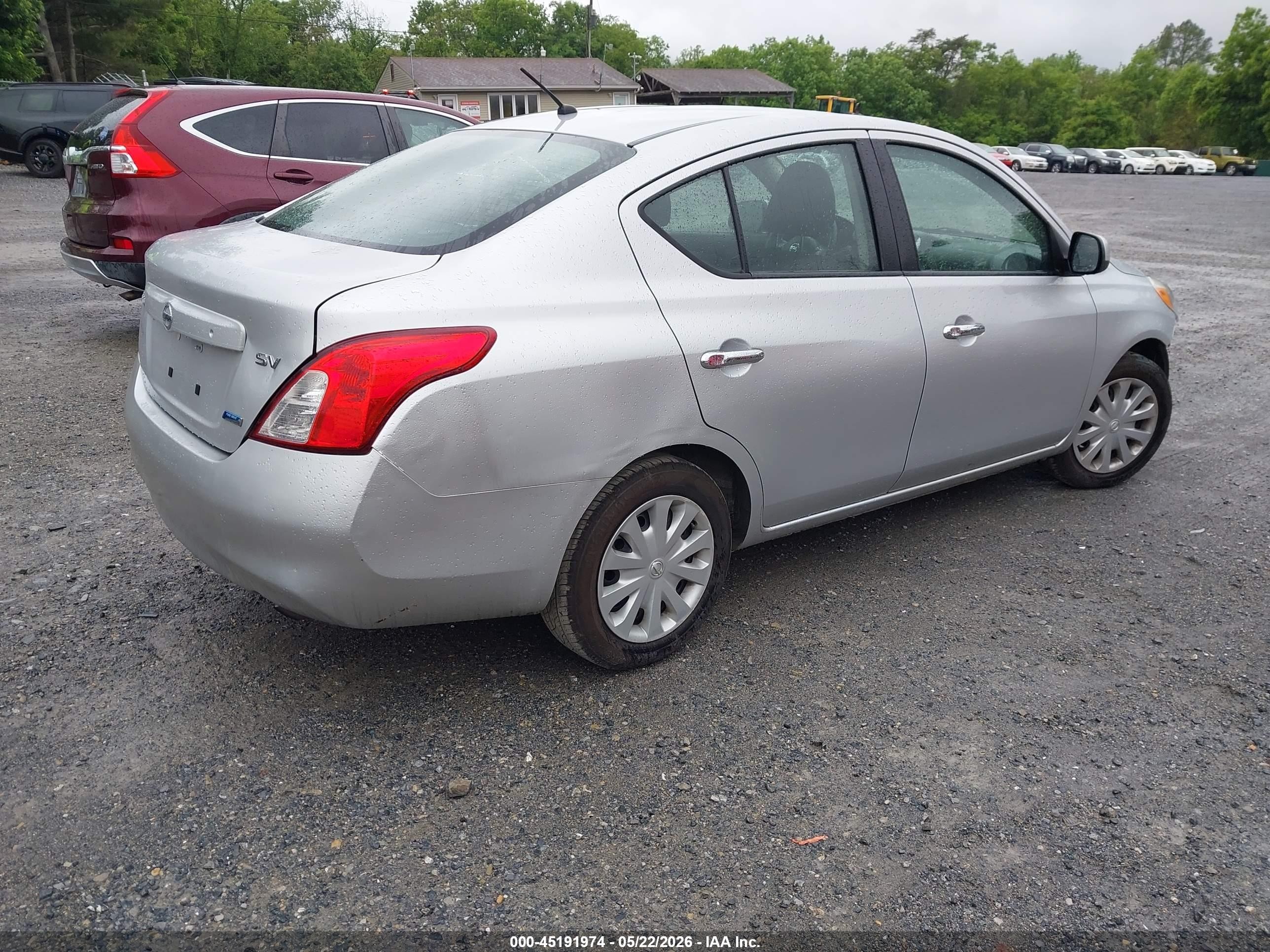 2012 Nissan Versa 1.6 Sv Silver vin: 3N1CN7AP5CL824329