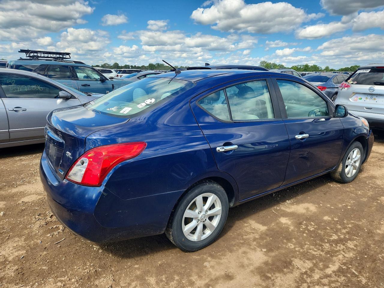 2012 Nissan Versa 1.6 S Blue vin: 3N1CN7AP5CL827845