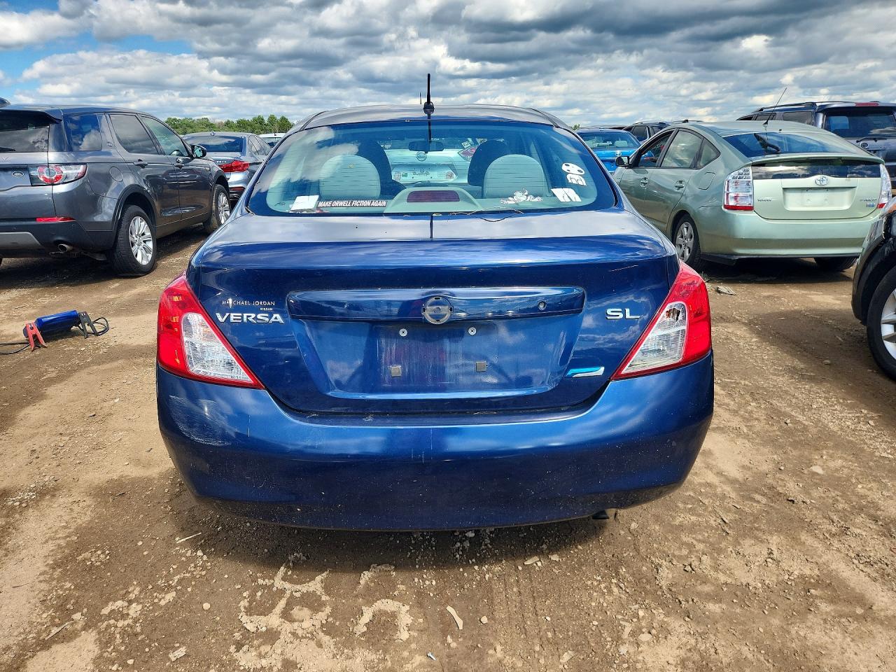 2012 Nissan Versa 1.6 S Blue vin: 3N1CN7AP5CL827845