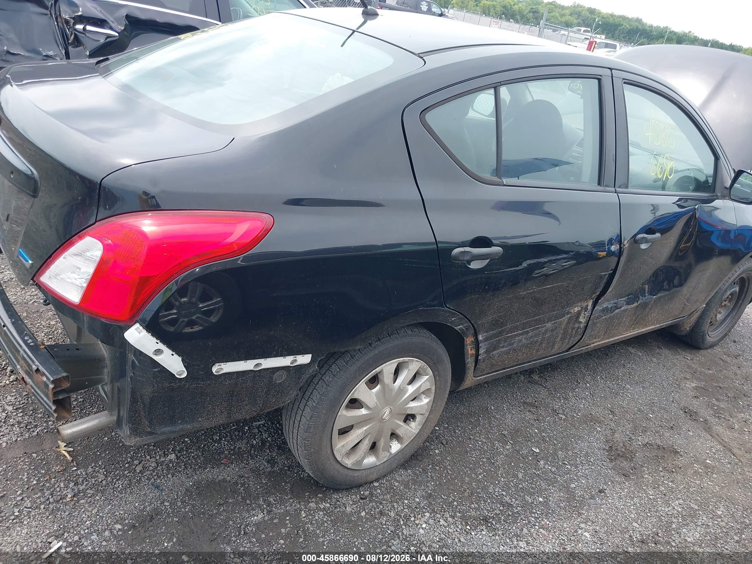 2012 Nissan Versa 1.6 S Black vin: 3N1CN7AP5CL843060