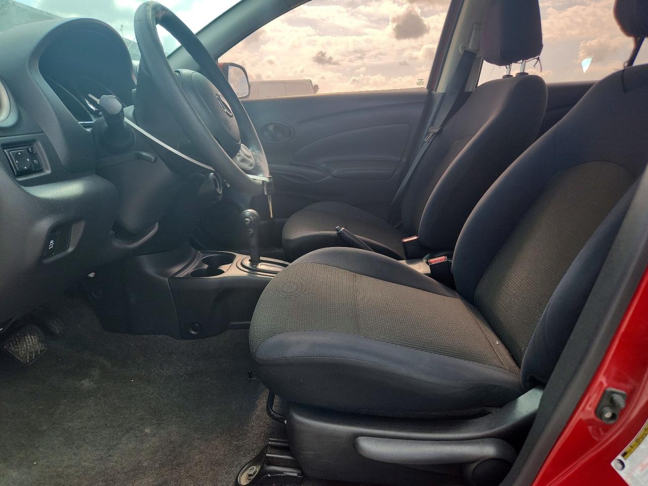 2012 Nissan Versa 1.6 S Burgundy vin: 3N1CN7AP5CL869755