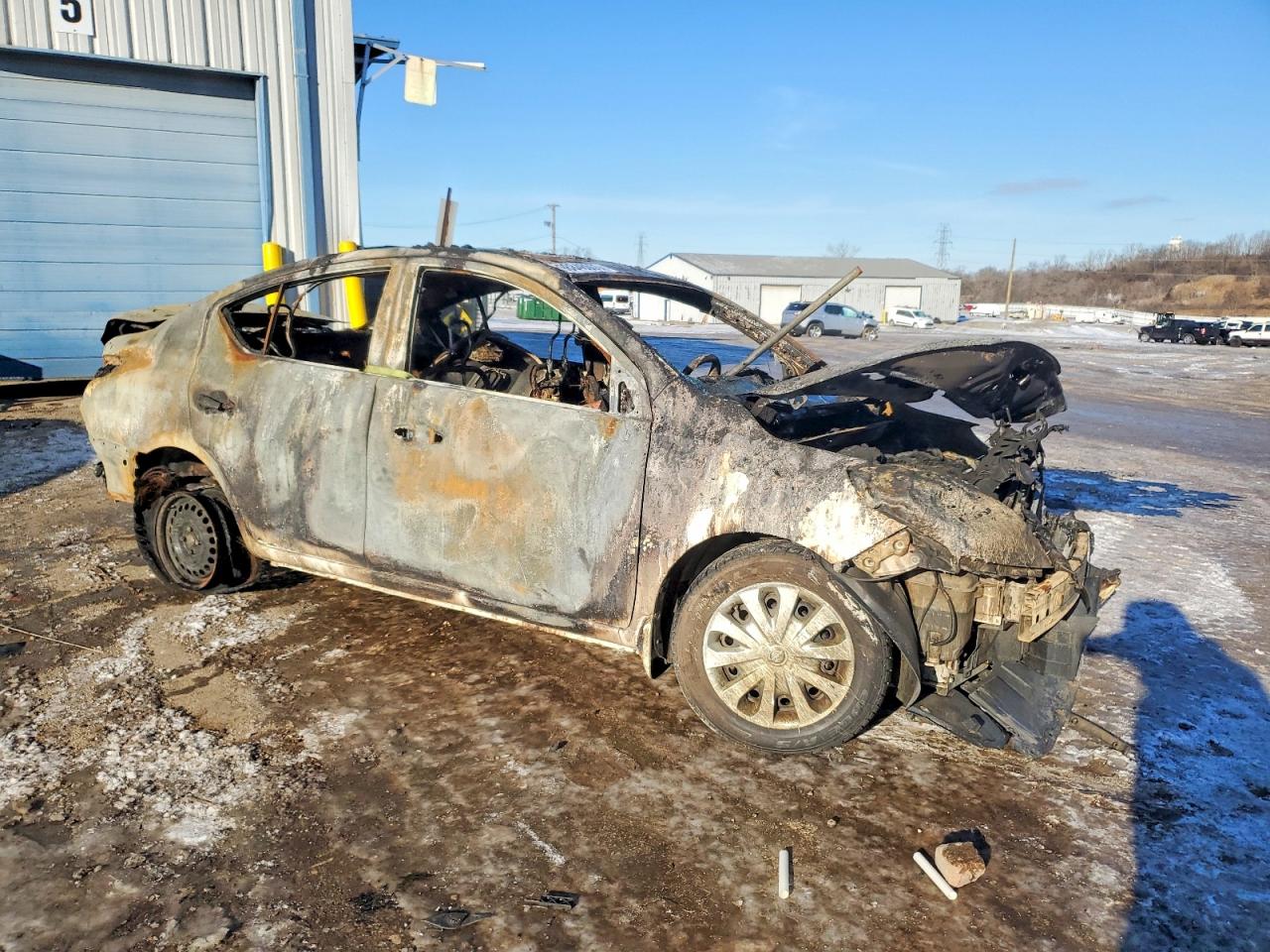 2012 Nissan Versa Burn vin: 3N1CN7AP5CL878858