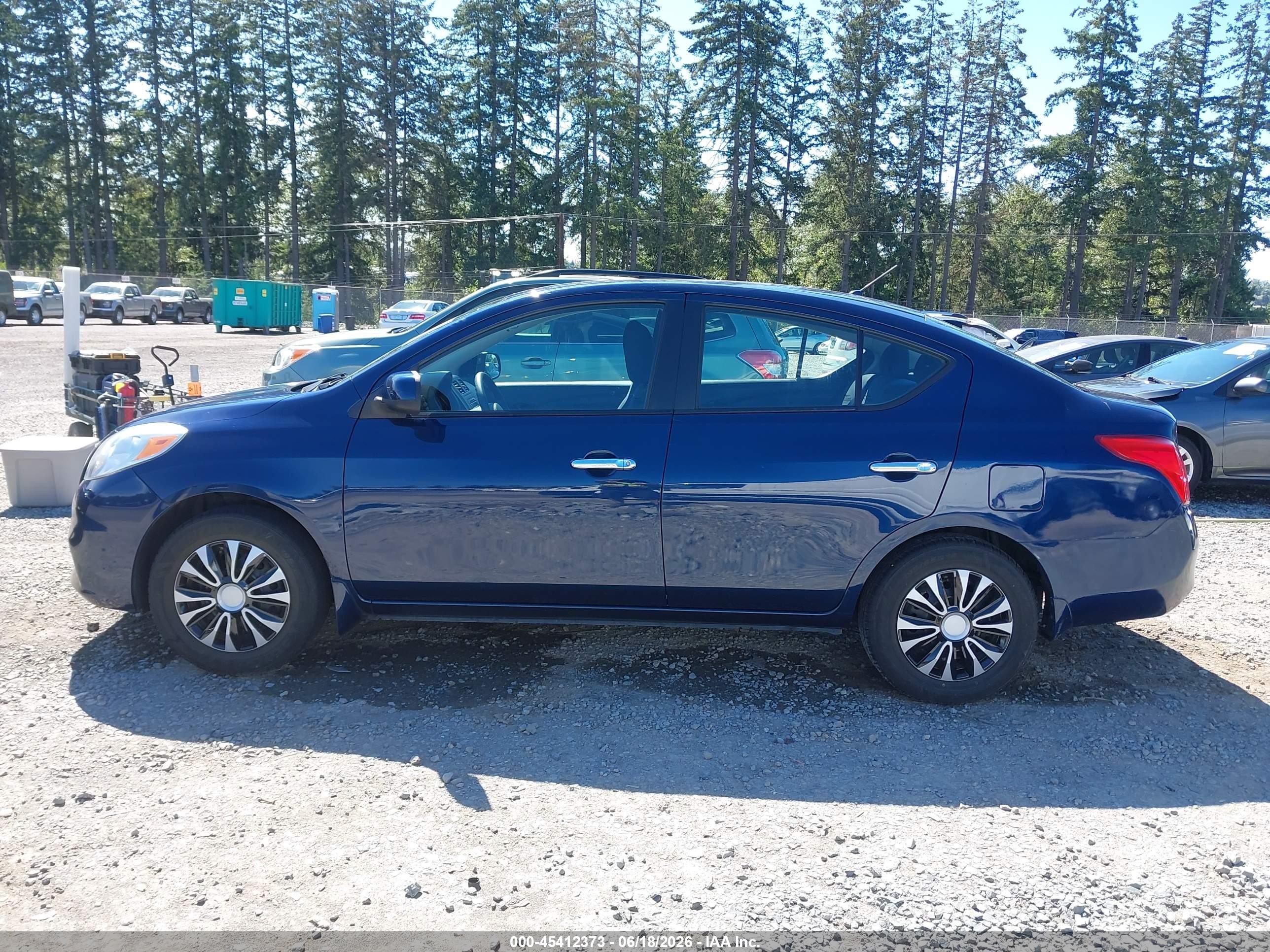 2012 Nissan Versa 1.6 Sv Blue vin: 3N1CN7AP5CL881467
