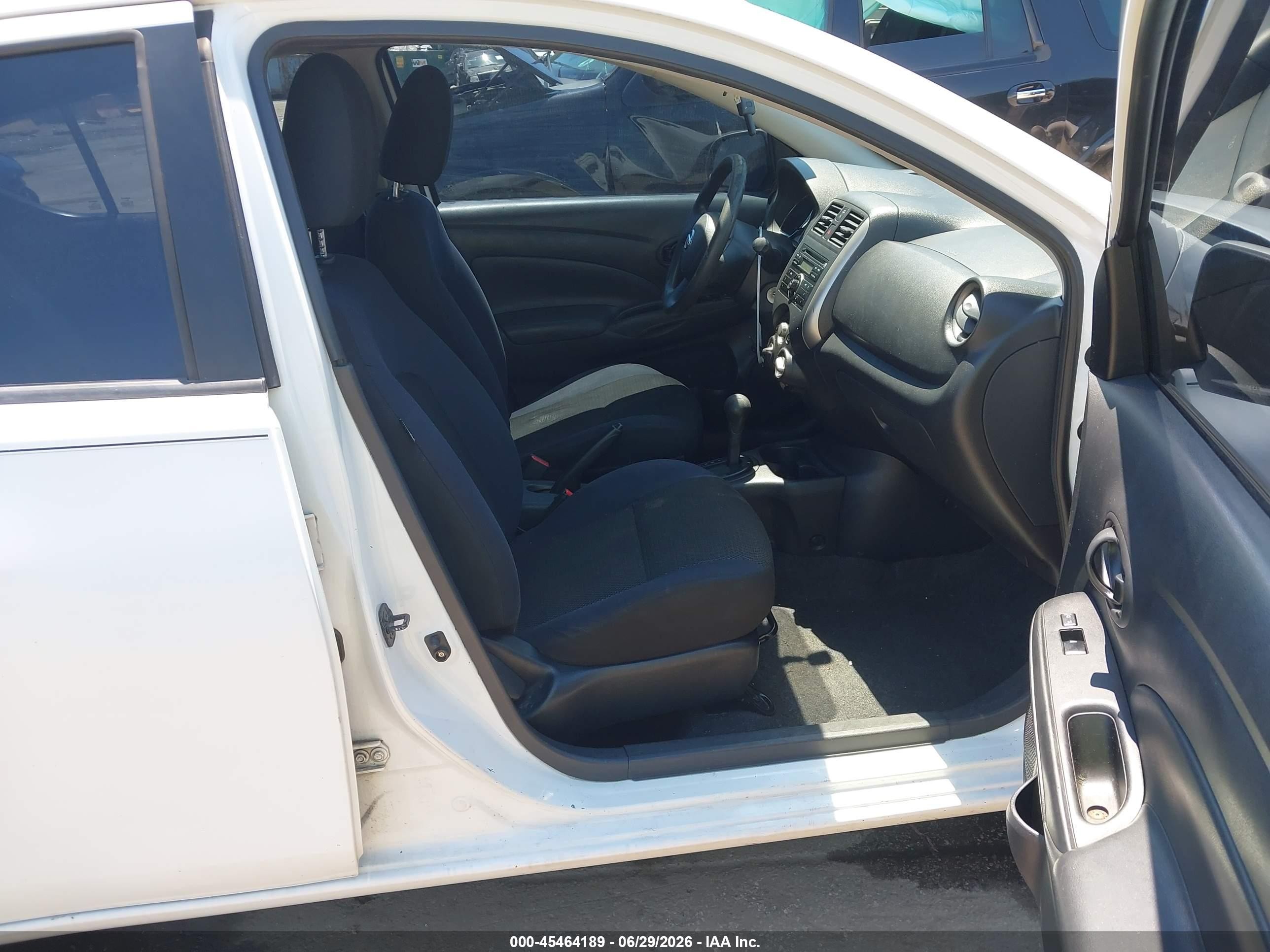 2012 Nissan Versa 1.6 Sv White vin: 3N1CN7AP5CL897183