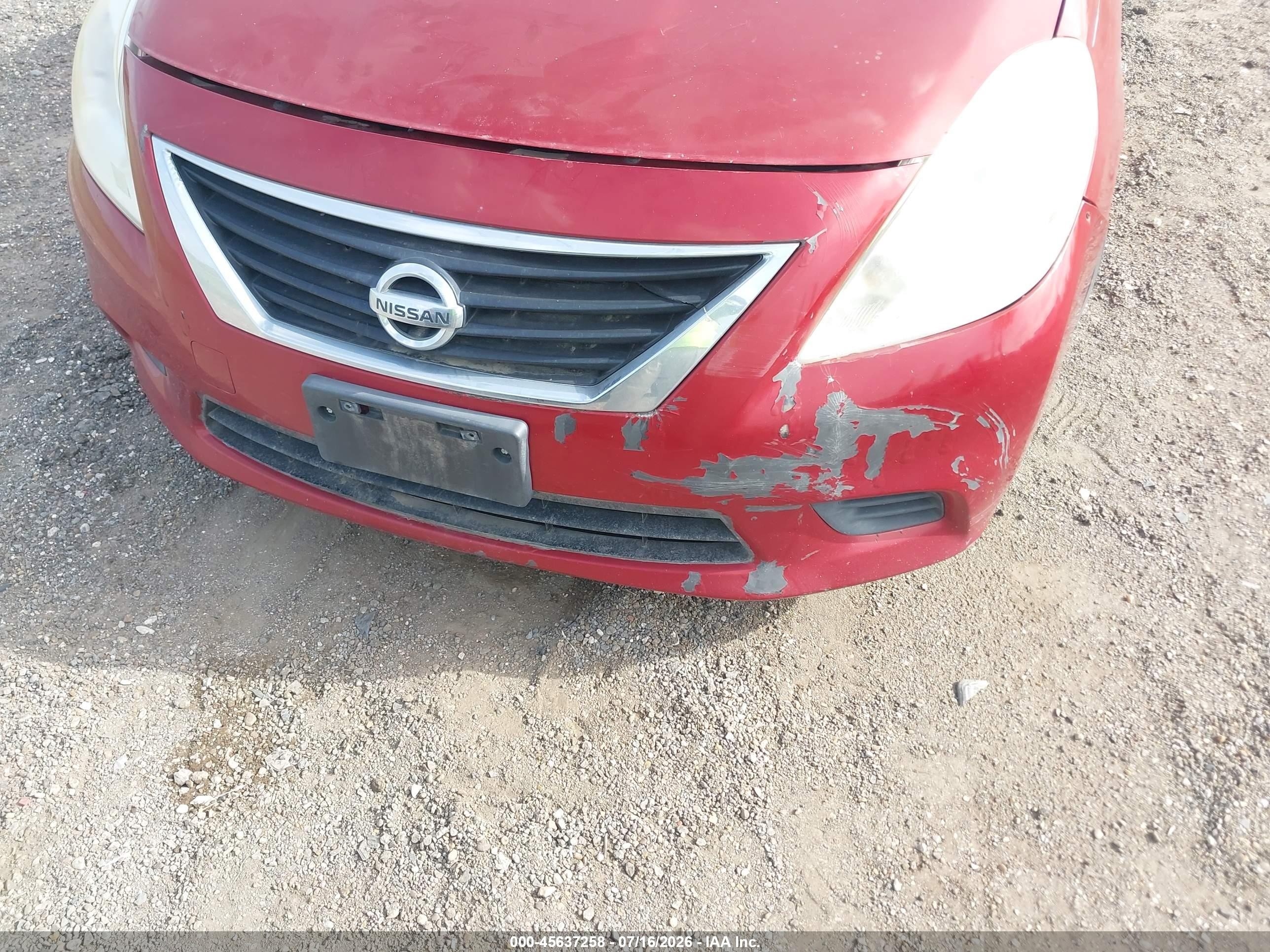 2012 Nissan Versa 1.6 Sv Красный vin: 3N1CN7AP5CL901748