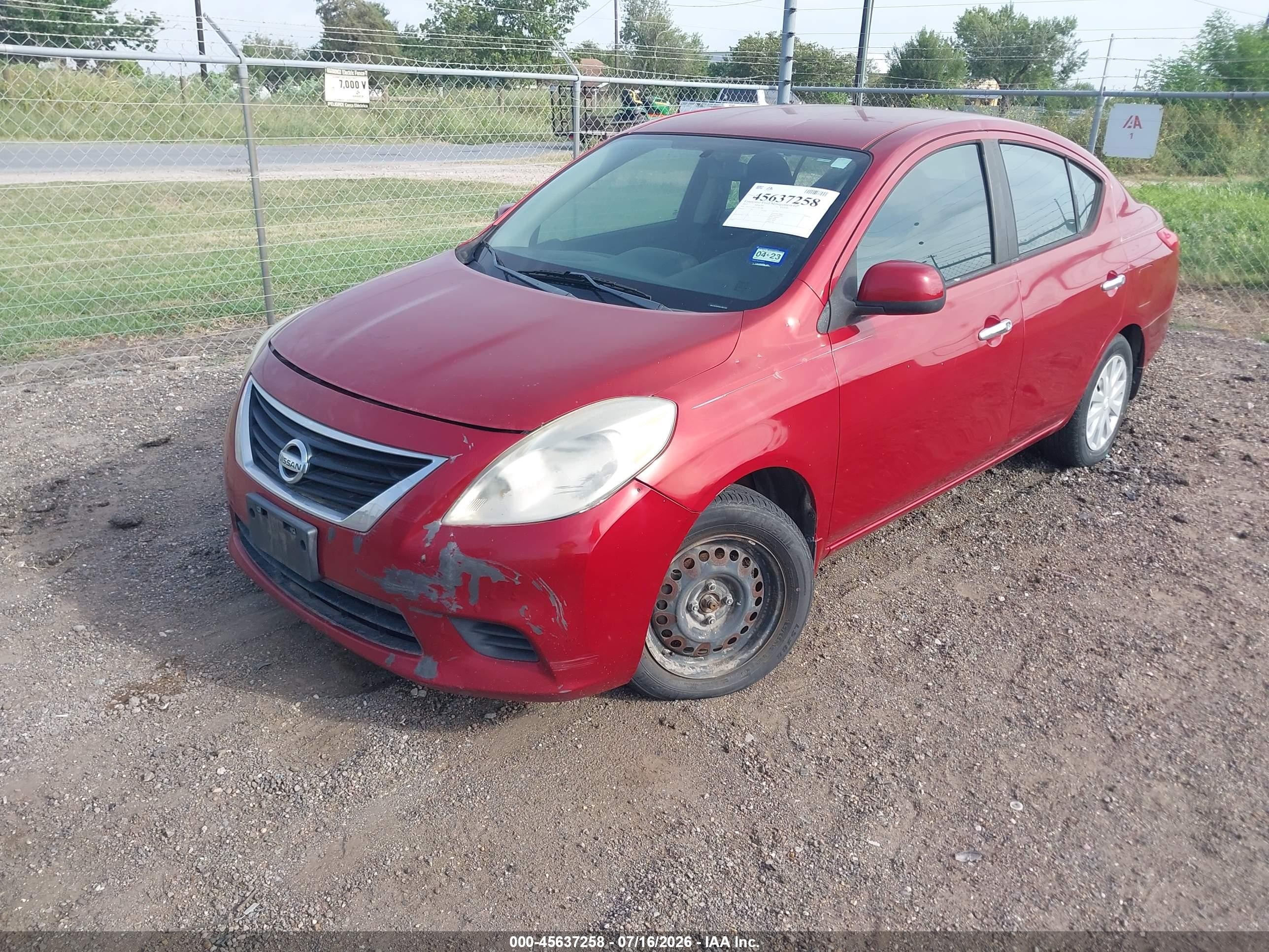 2012 Nissan Versa 1.6 Sv Красный vin: 3N1CN7AP5CL901748