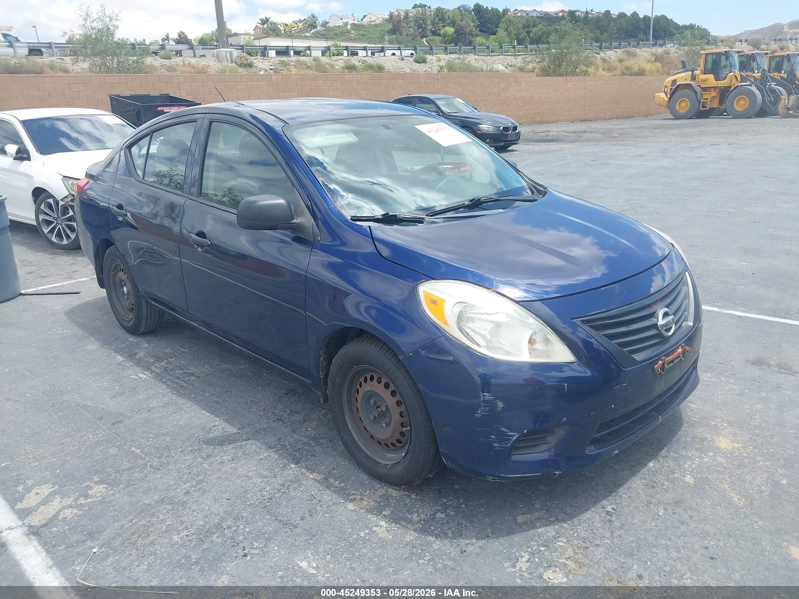 2013 Nissan Versa 1.6 S Blue vin: 3N1CN7AP5DL821464
