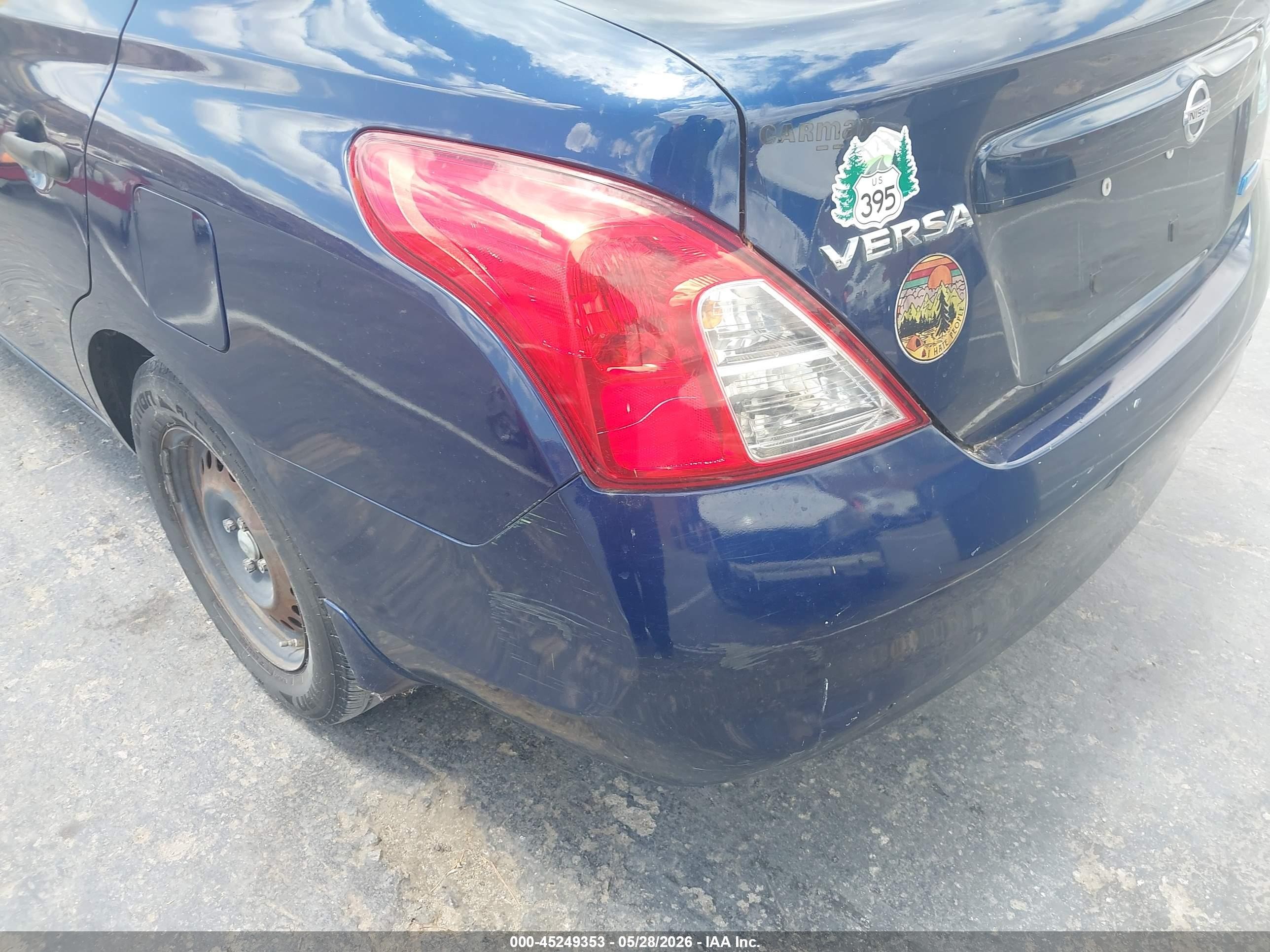 2013 Nissan Versa 1.6 S Blue vin: 3N1CN7AP5DL821464