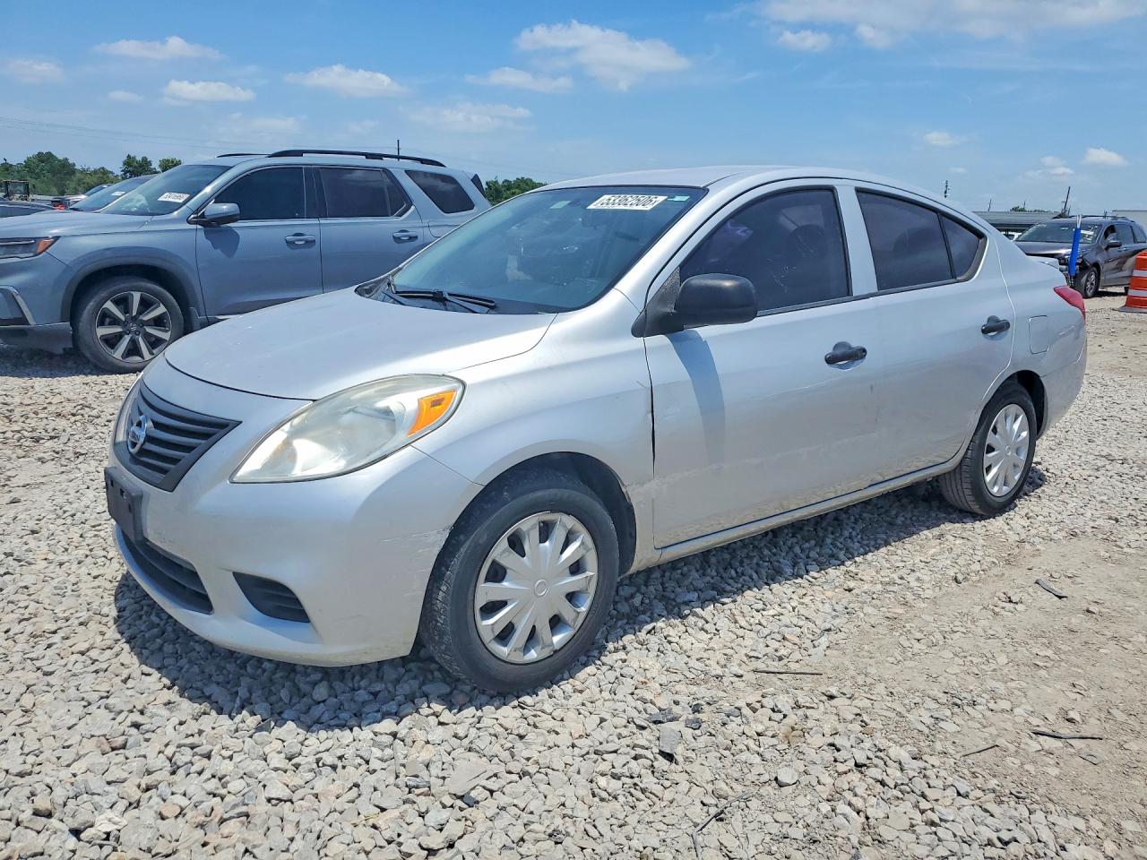 2013 Nissan Versa 1.6 S Silver vin: 3N1CN7AP5DL850088