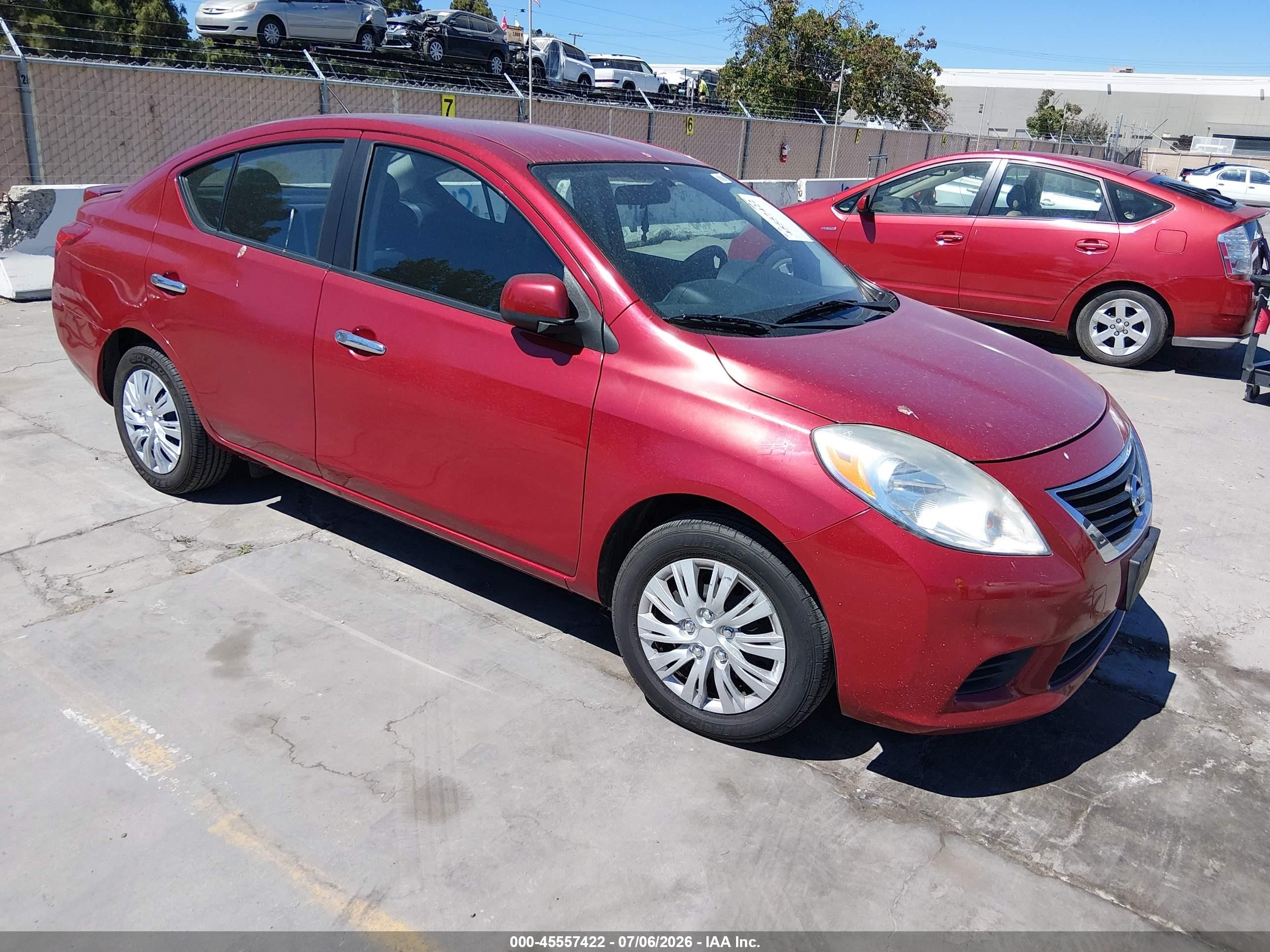 2013 Nissan Versa 1.6 Sv Red vin: 3N1CN7AP5DL852522