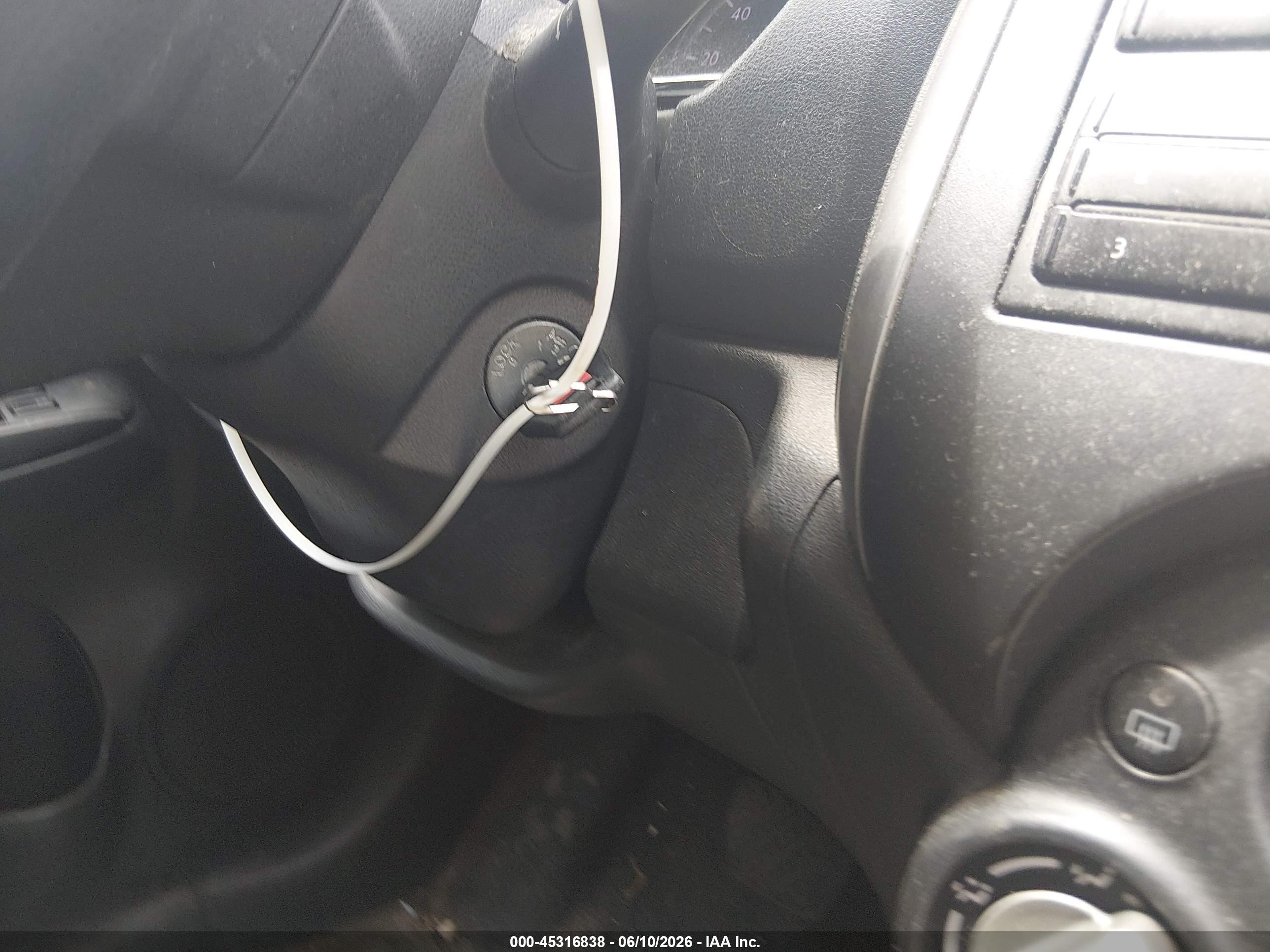2013 Nissan Versa 1.6 Sv Gray vin: 3N1CN7AP5DL856778