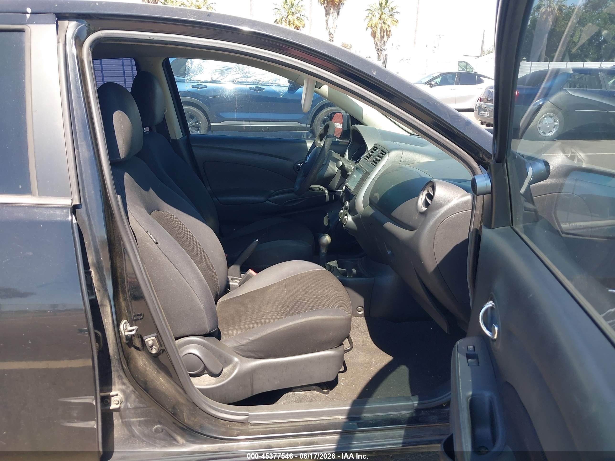 2013 Nissan Versa 1.6 Sv Черный vin: 3N1CN7AP5DL859518