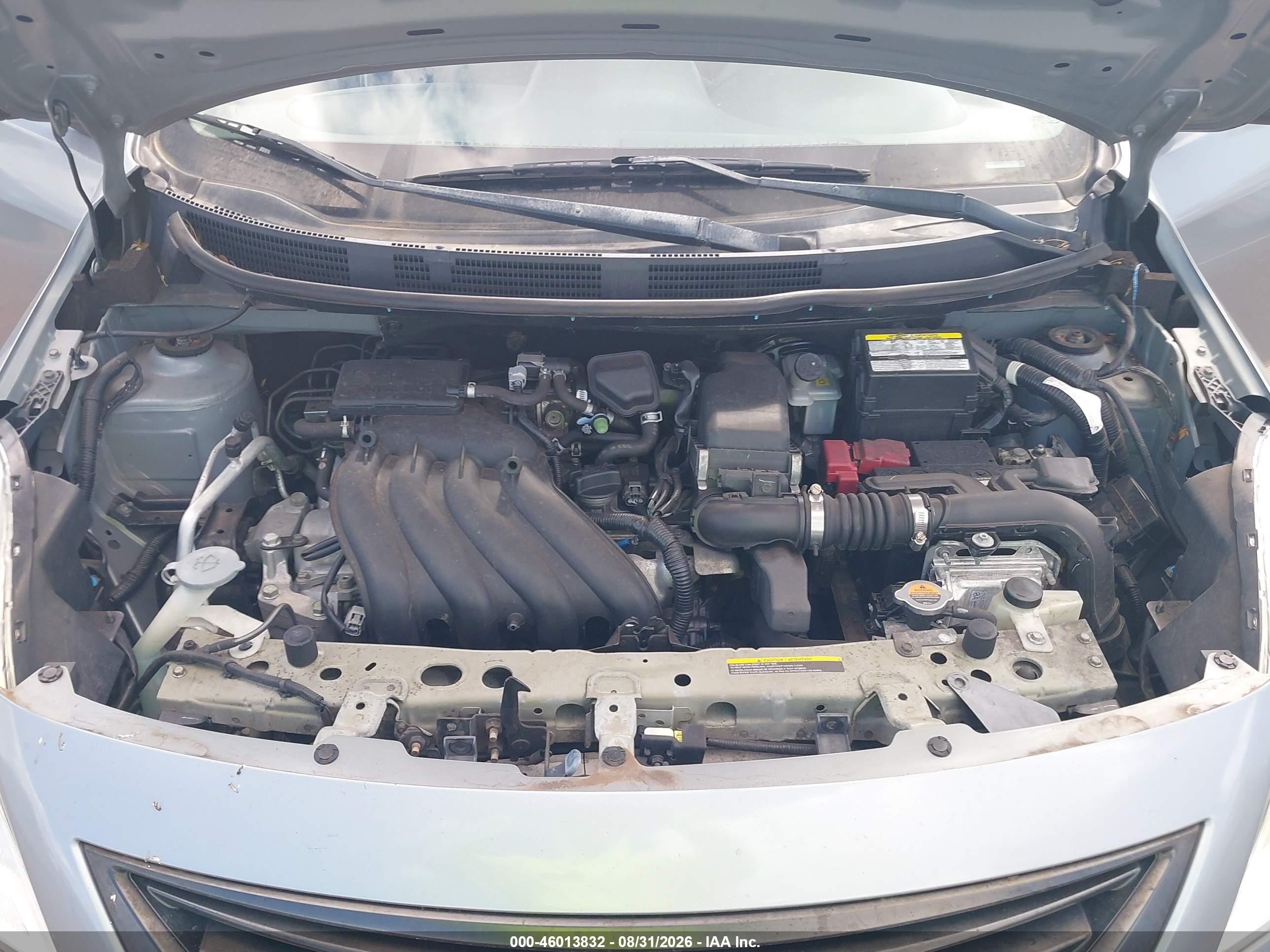 2013 Nissan Versa 1.6 S+ Silver vin: 3N1CN7AP5DL892678