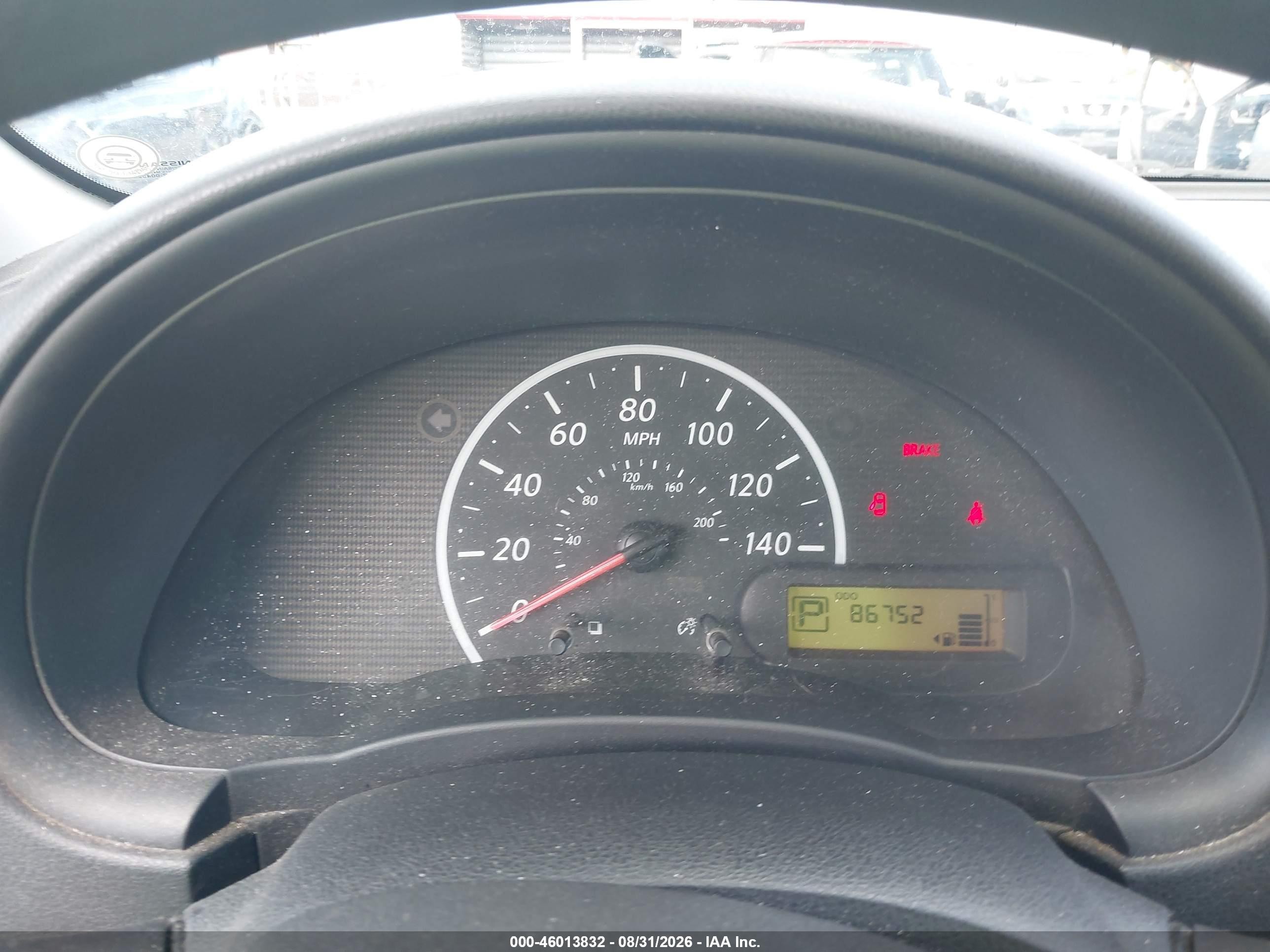 2013 Nissan Versa 1.6 S+ Silver vin: 3N1CN7AP5DL892678