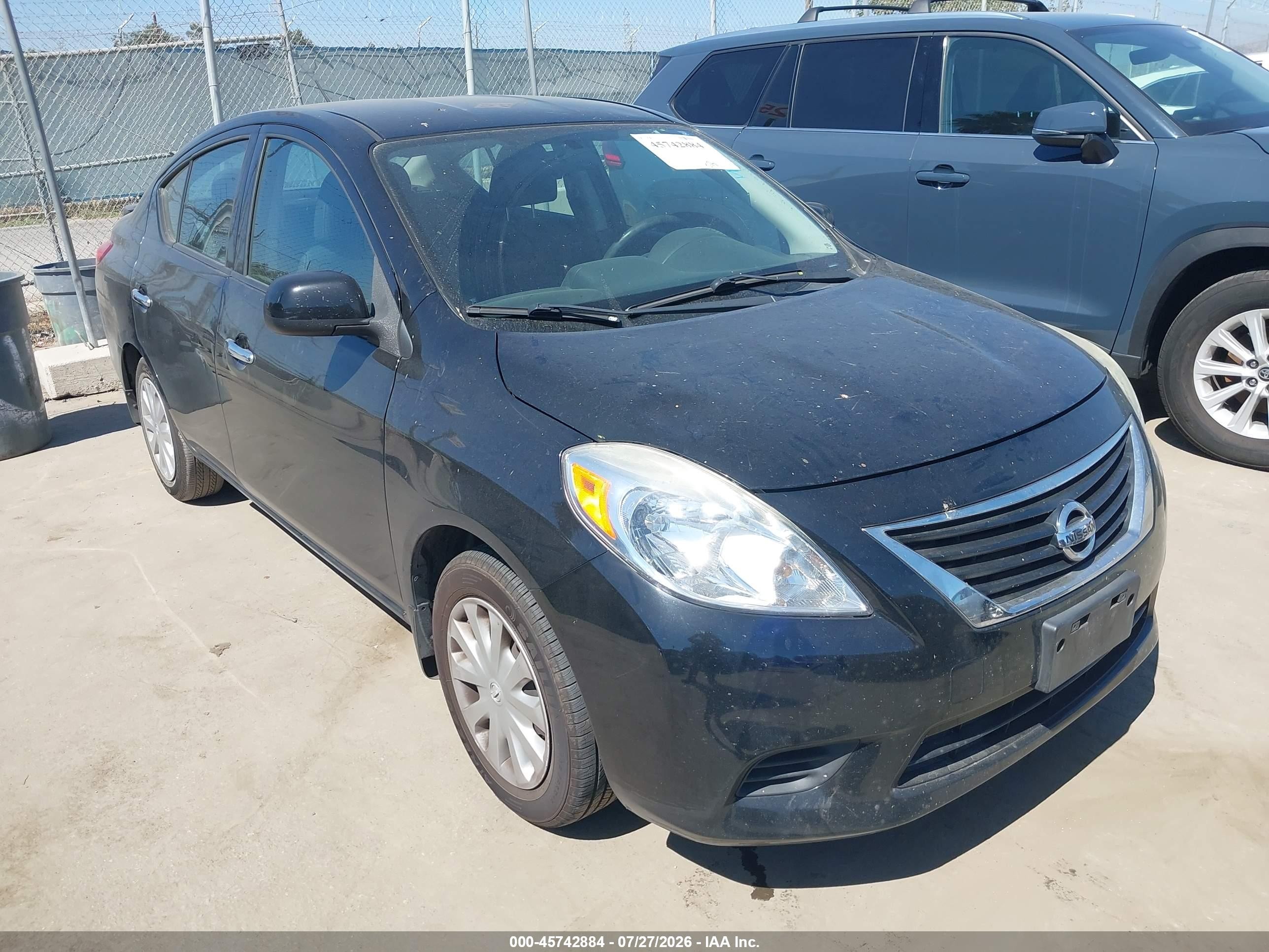2014 Nissan Versa 1.6 Sv Черный vin: 3N1CN7AP5EK447834