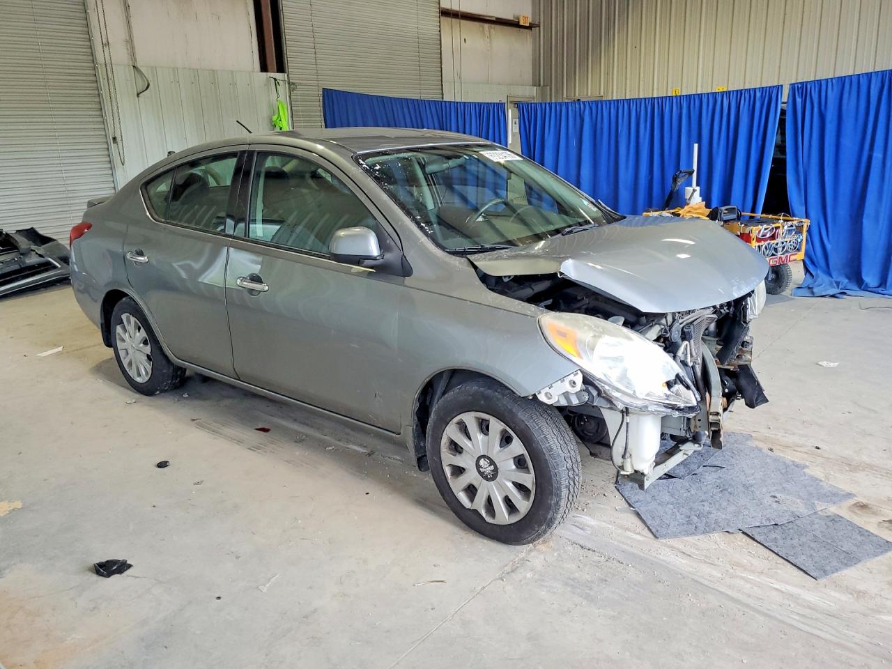 2014 Nissan Versa 1.6 S Gray vin: 3N1CN7AP5EL825449