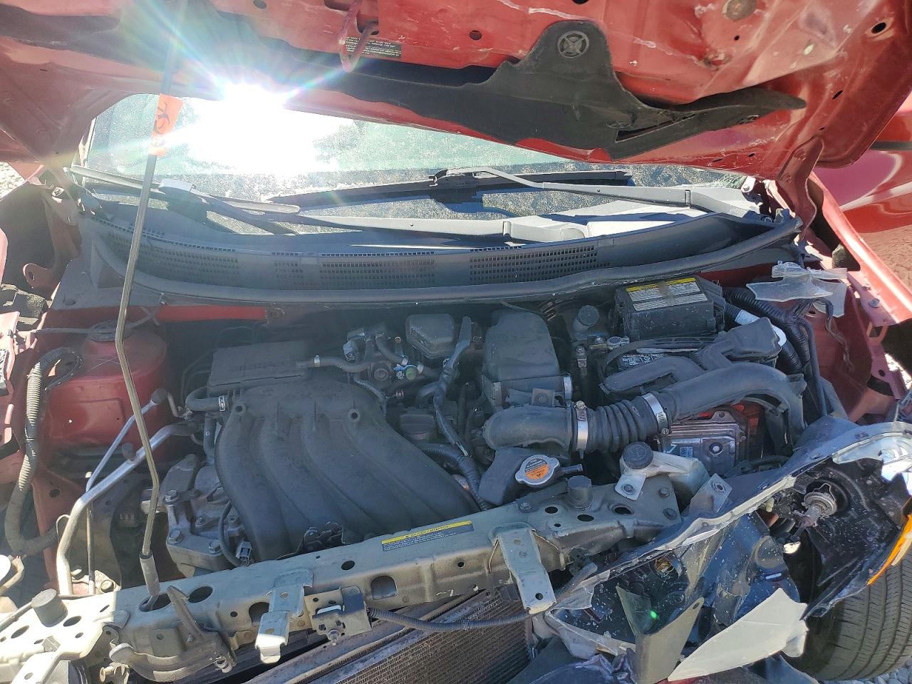 2014 Nissan Versa 1.6 S Red vin: 3N1CN7AP5EL825970