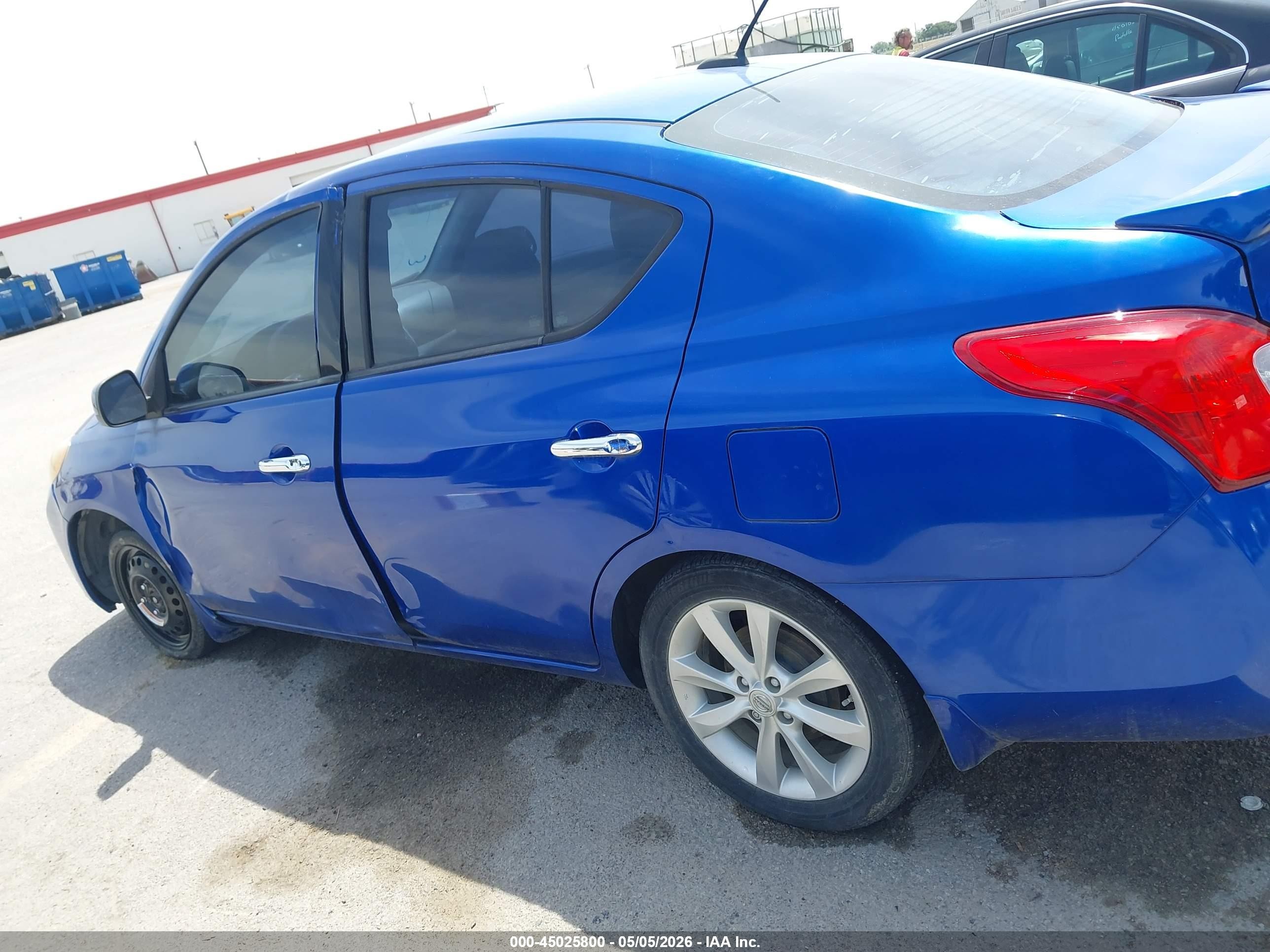 2014 Nissan Versa 1.6 Sl Blue vin: 3N1CN7AP5EL852425