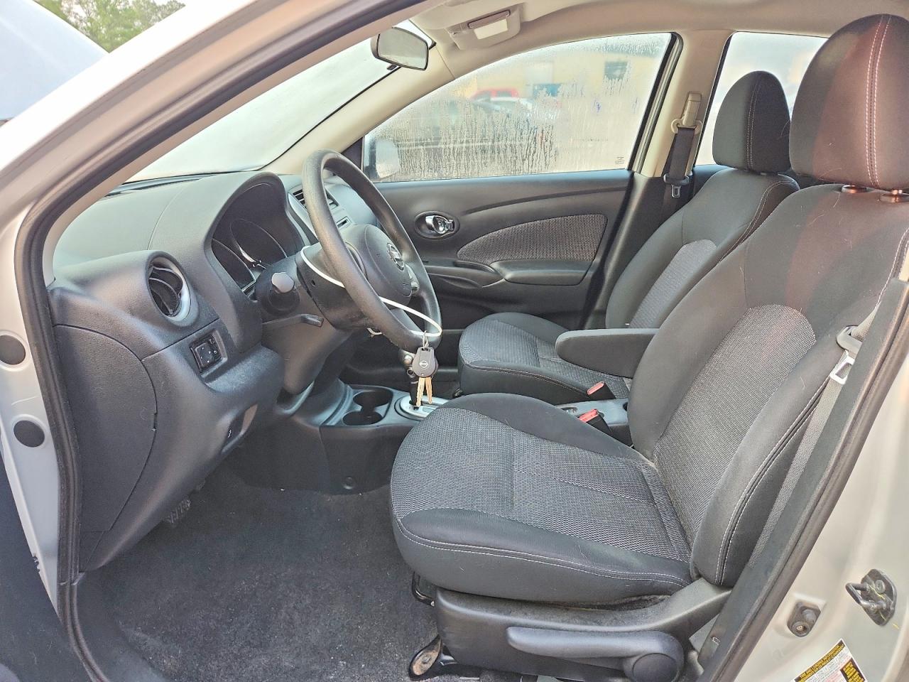 2014 Nissan Versa 1.6 Sv Серебряный vin: 3N1CN7AP5EL864221