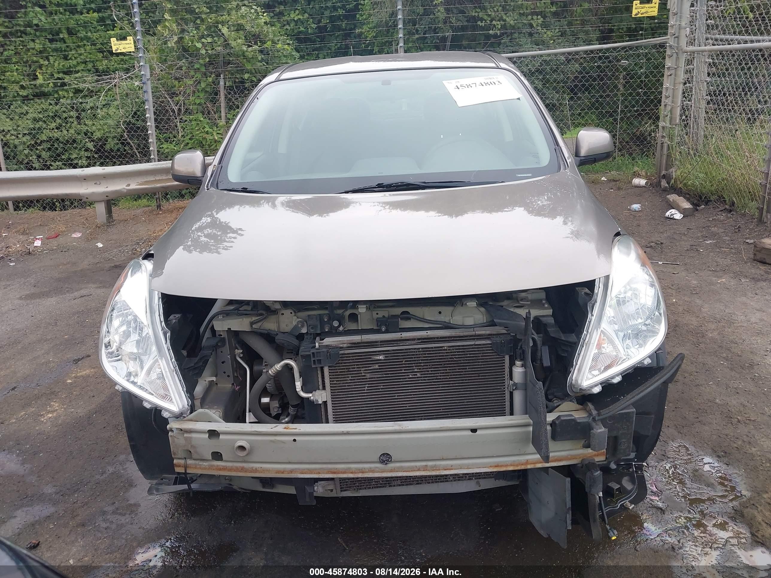 2014 Nissan Versa 1.6 Sl Коричневый vin: 3N1CN7AP5EL876403