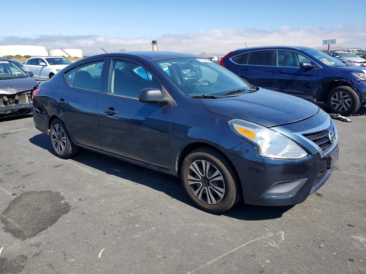2015 Nissan Versa 1.6 S Blue vin: 3N1CN7AP5FL833181