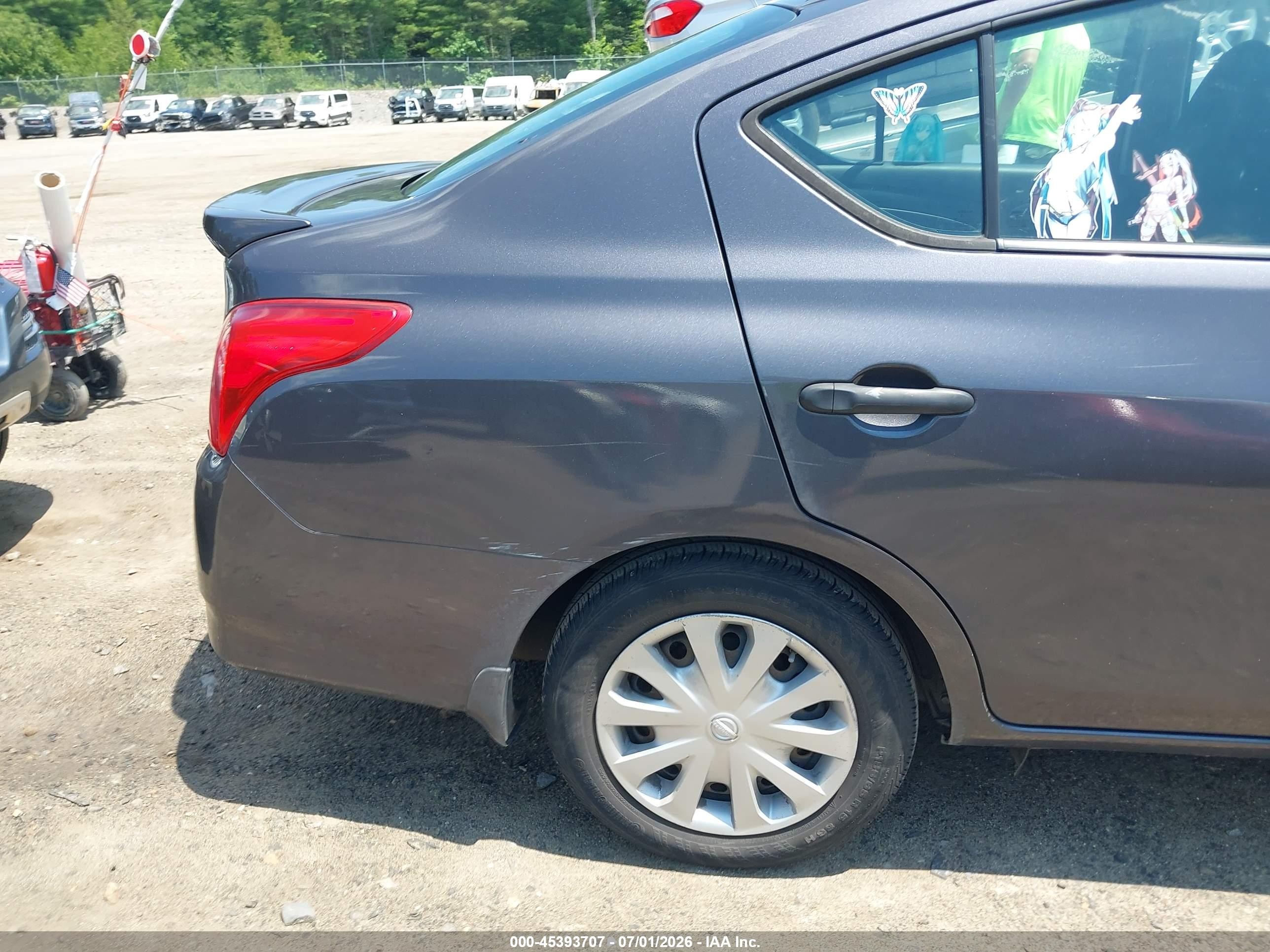 2015 Nissan Versa 1.6 S+ Gray vin: 3N1CN7AP5FL847470