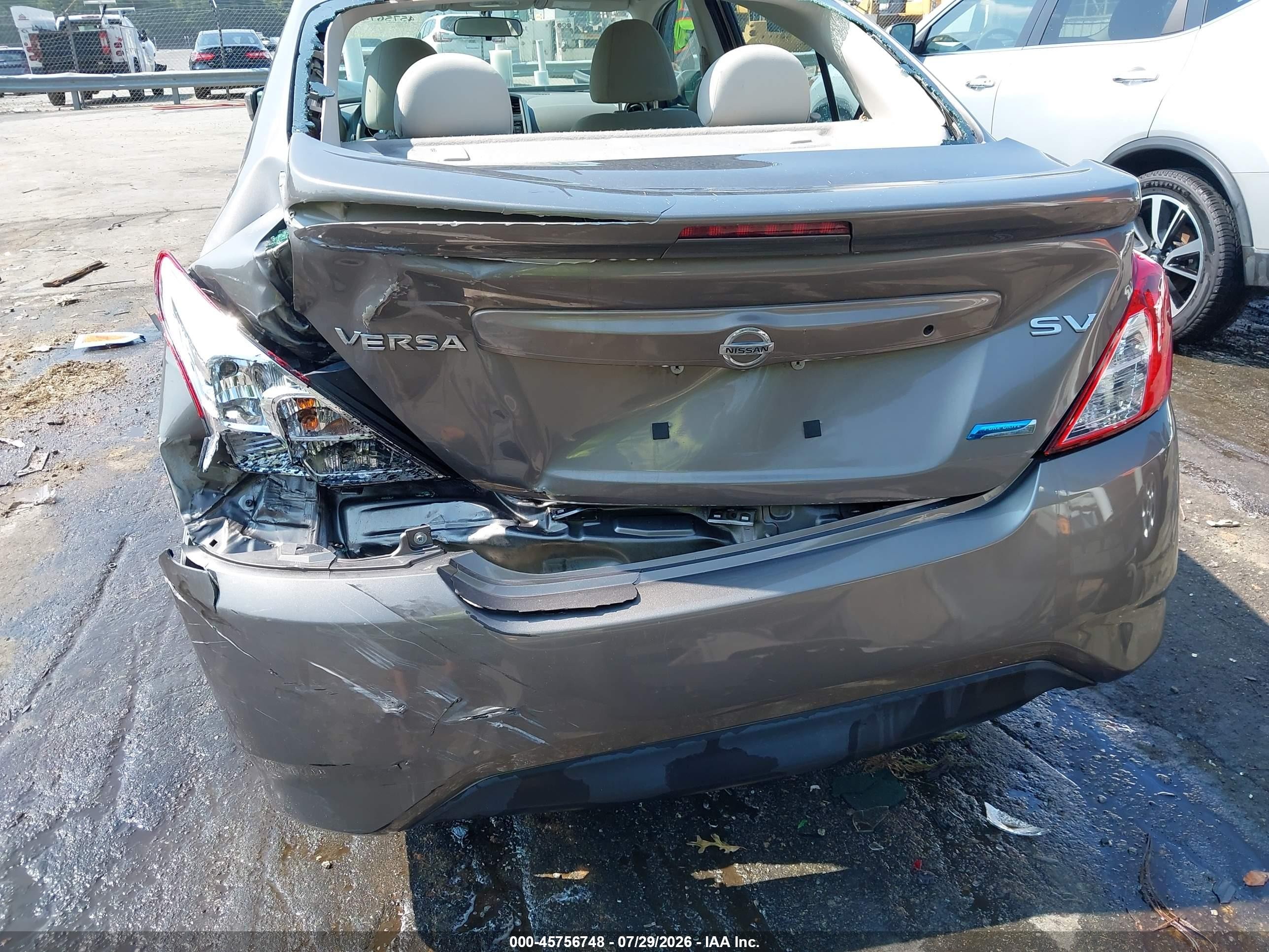 2015 Nissan Versa 1.6 Sv Gray vin: 3N1CN7AP5FL868075