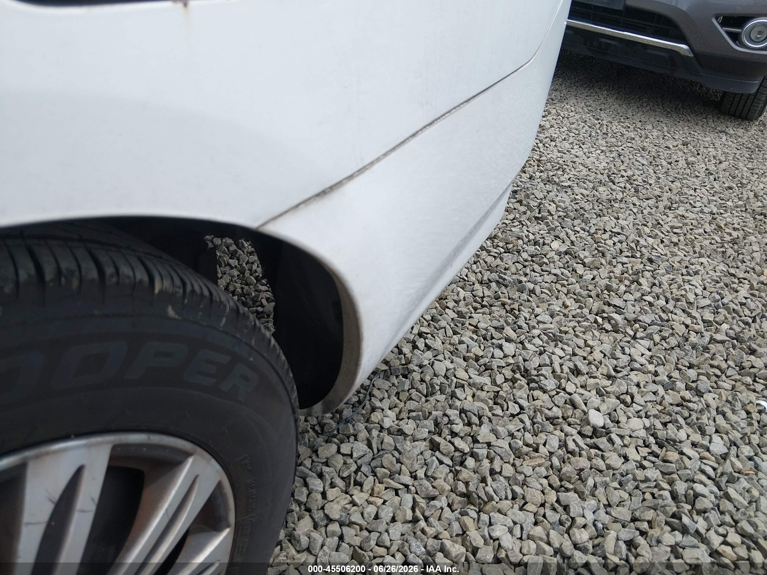 2015 Nissan Versa 1.6 S/1.6 S+/1.6 Sl/1.6 Sv White vin: 3N1CN7AP5FL906839