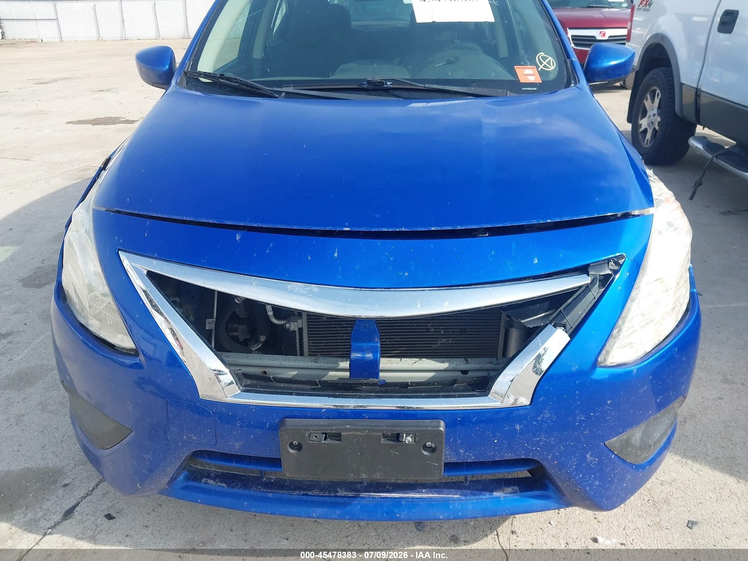 2015 Nissan Versa 1.6 Sv Синий vin: 3N1CN7AP5FL911989