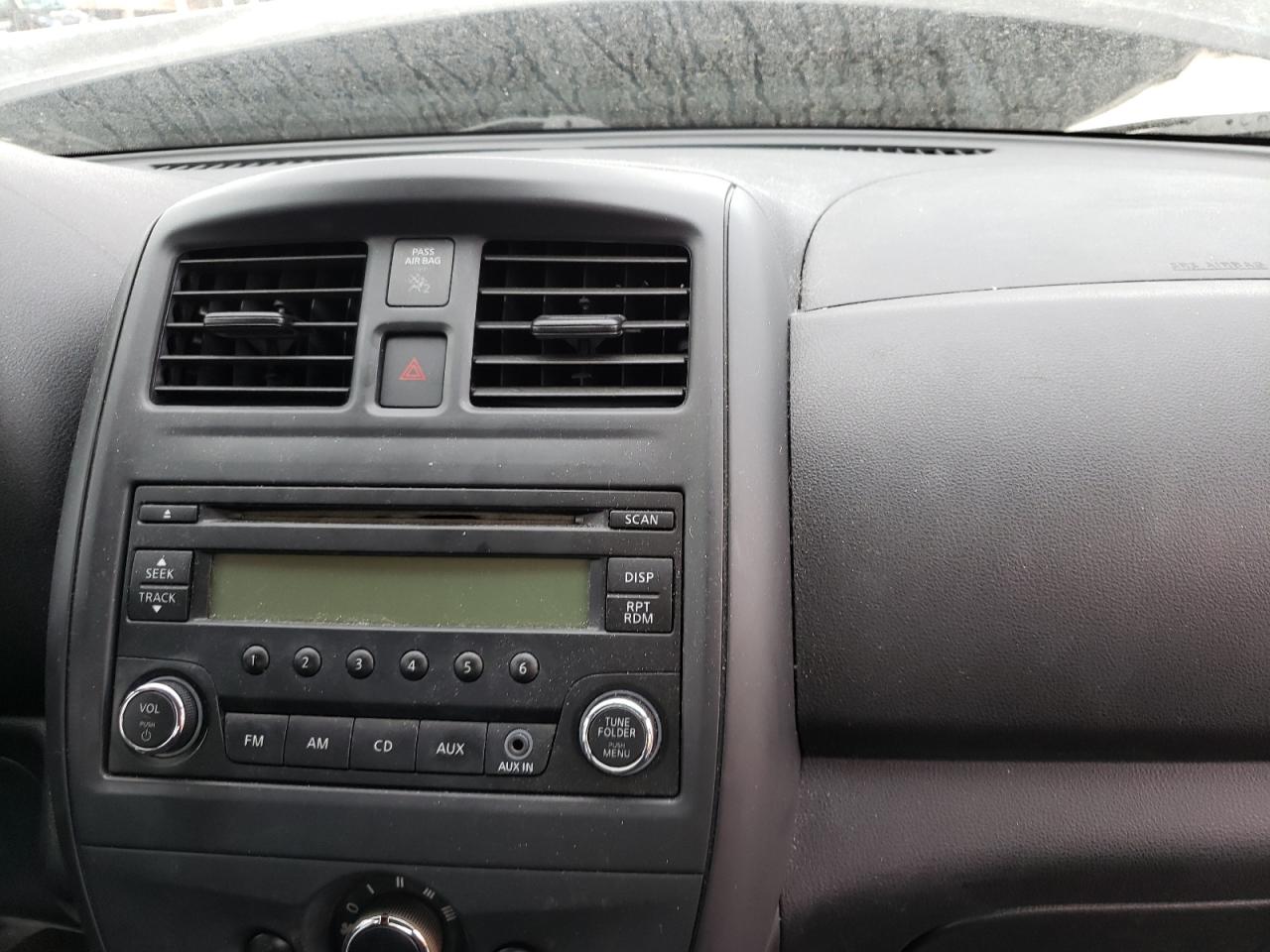 2015 Nissan Versa S Черный vin: 3N1CN7AP5FL912401