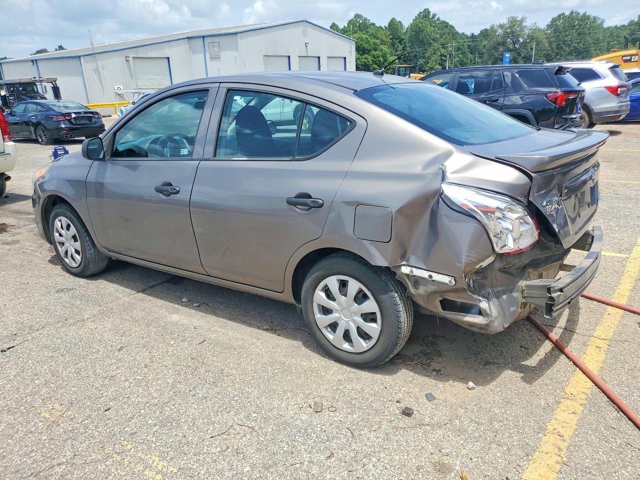 2015 Nissan Versa 1.6 S Plus Gray vin: 3N1CN7AP5FL913886
