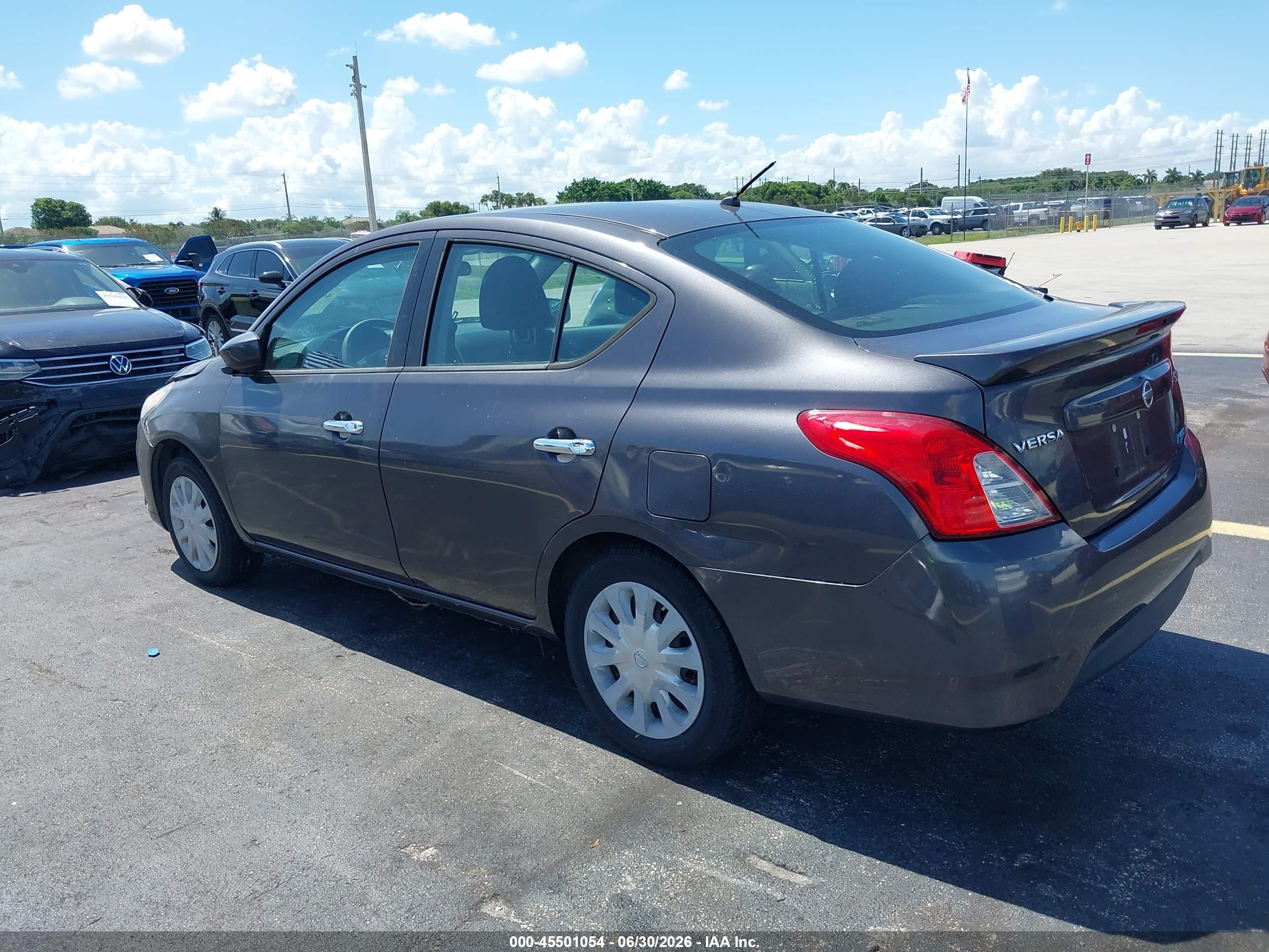 2015 Nissan Versa 1.6 S/1.6 S+/1.6 Sl/1.6 Sv Gray vin: 3N1CN7AP5FL941901