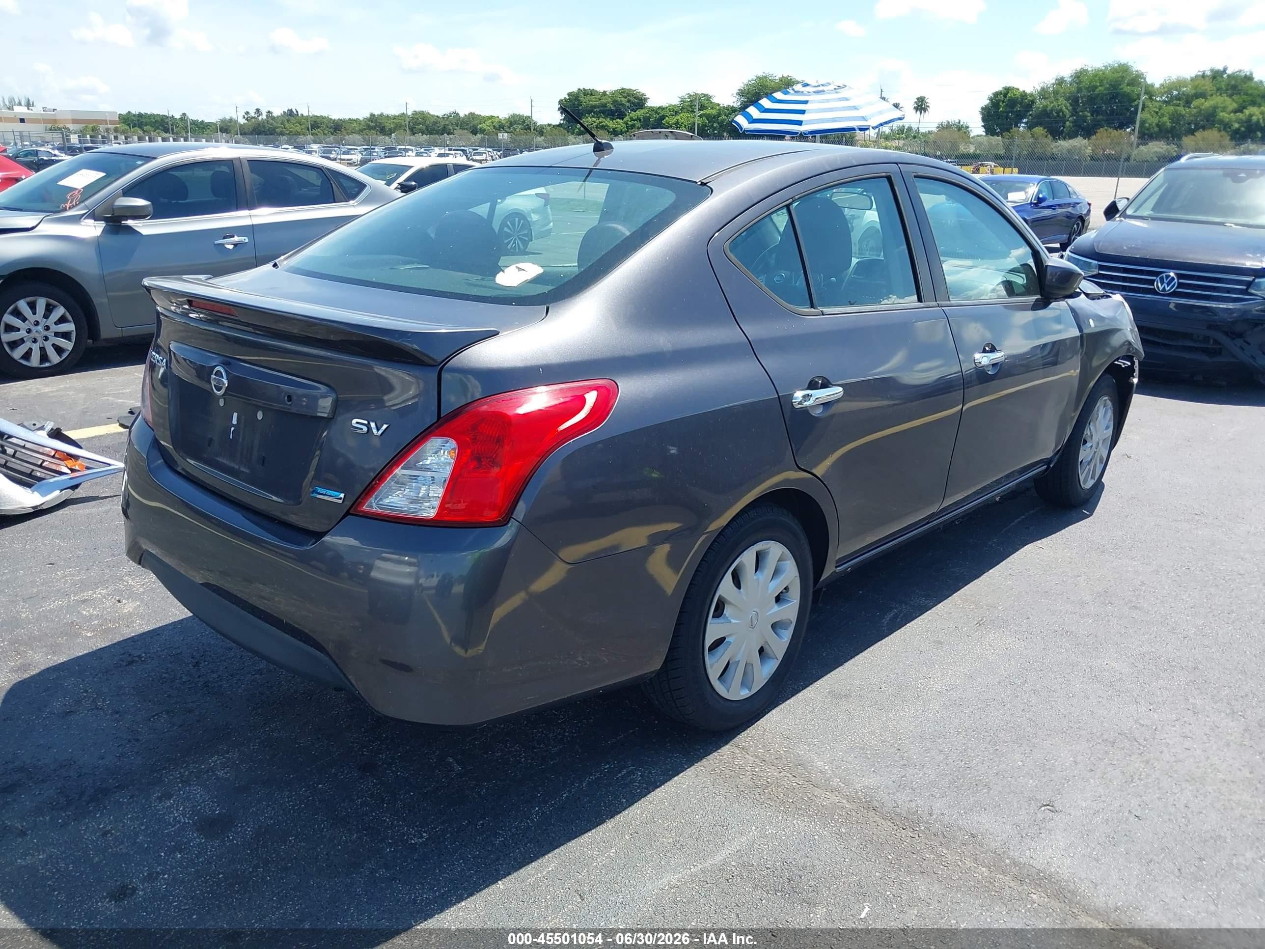 2015 Nissan Versa 1.6 S/1.6 S+/1.6 Sl/1.6 Sv Gray vin: 3N1CN7AP5FL941901