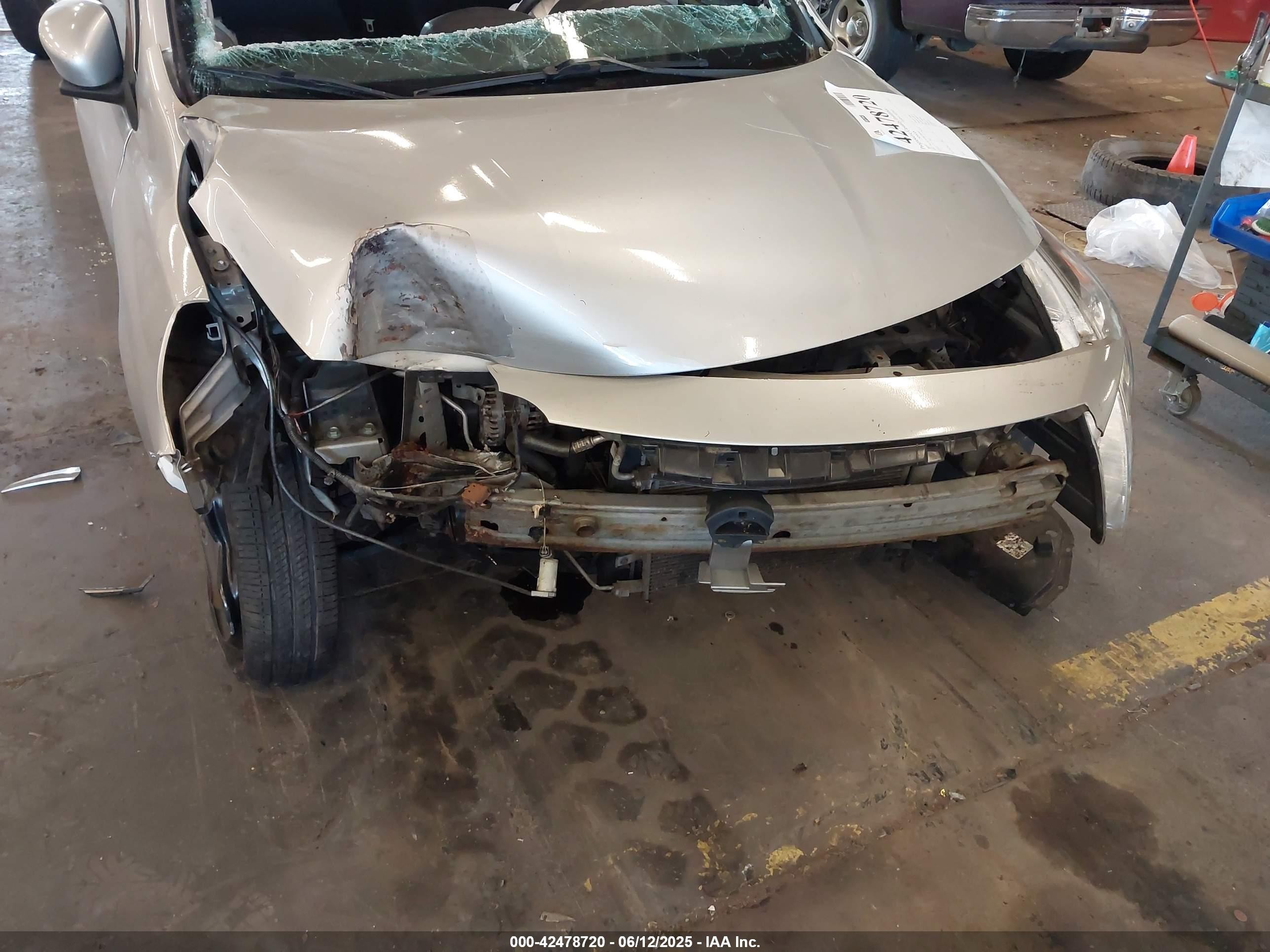2019 Nissan Versa 1.6 Sv Gray vin: 3N1CN7AP5KL800661