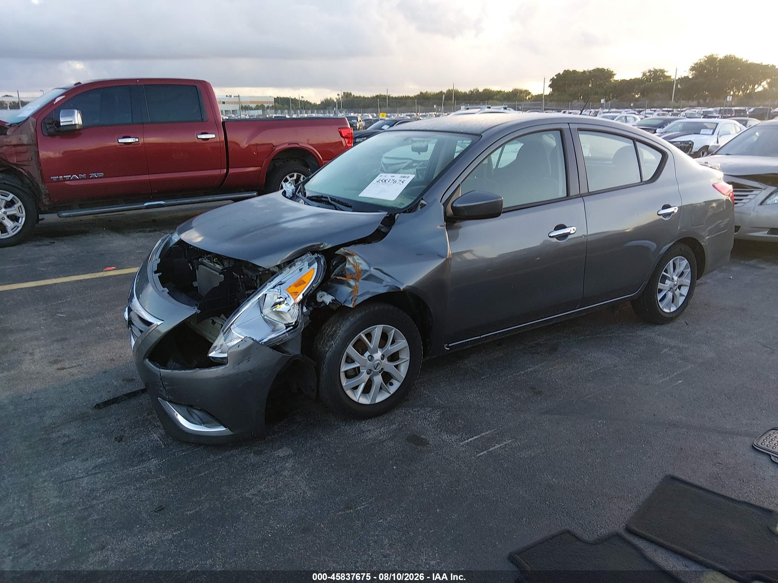 2019 Nissan Versa 1.6 Sv Gray vin: 3N1CN7AP5KL826161