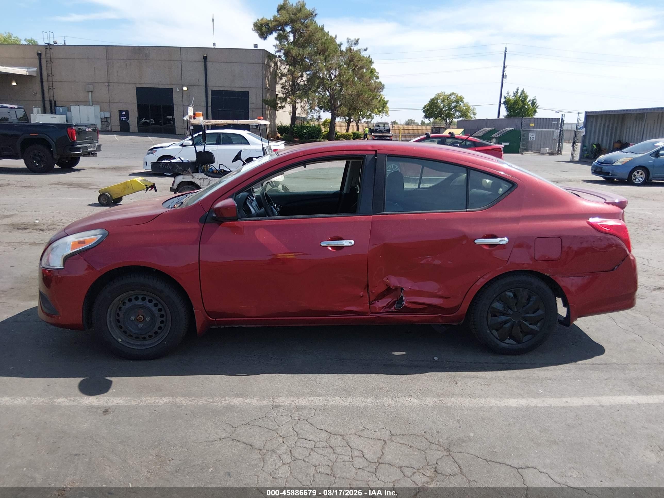 2019 Nissan Versa 1.6 Sv Красный vin: 3N1CN7AP5KL838634