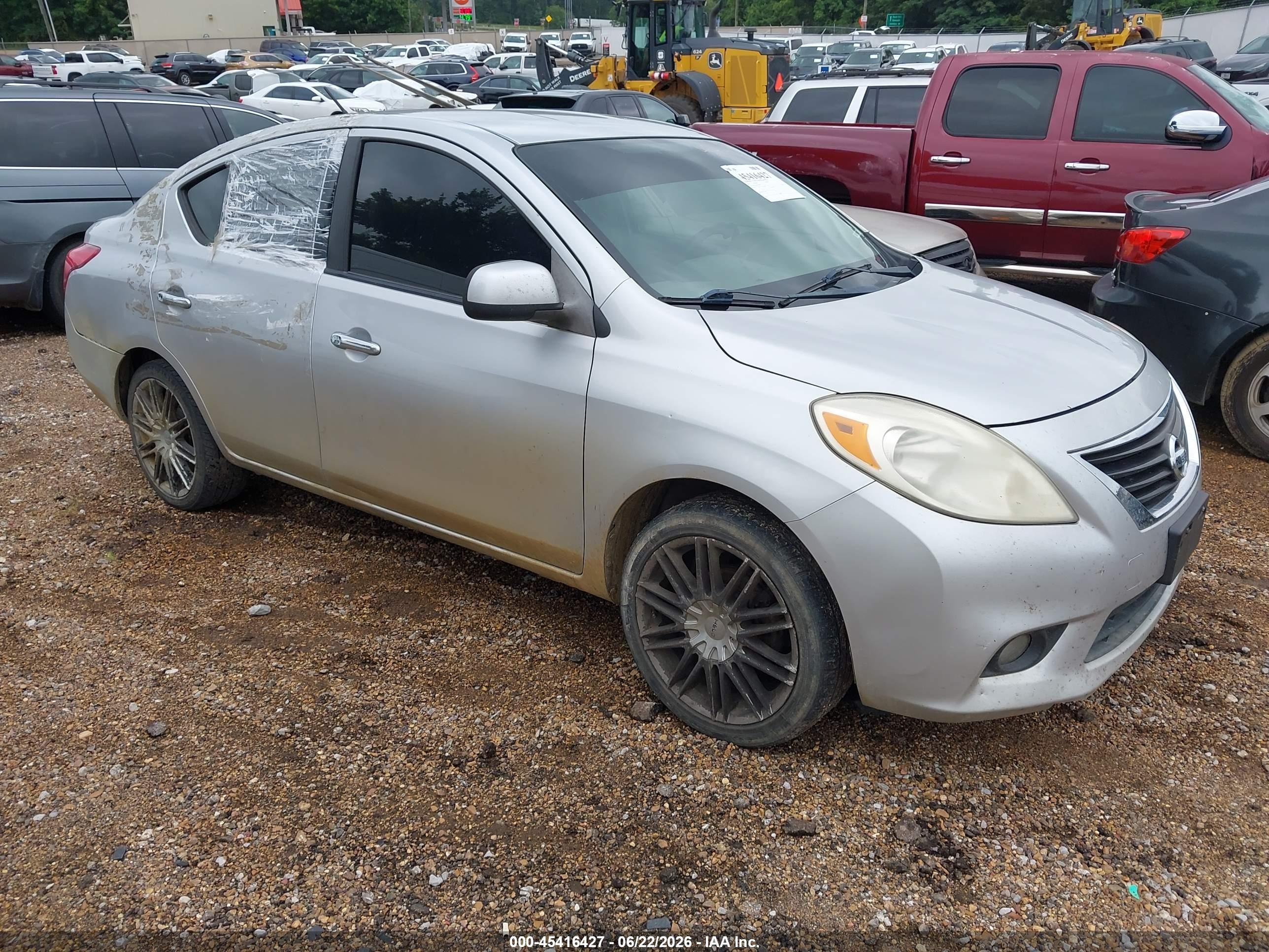 2012 Nissan Versa 1.6 Sl Silver vin: 3N1CN7AP6CL802002
