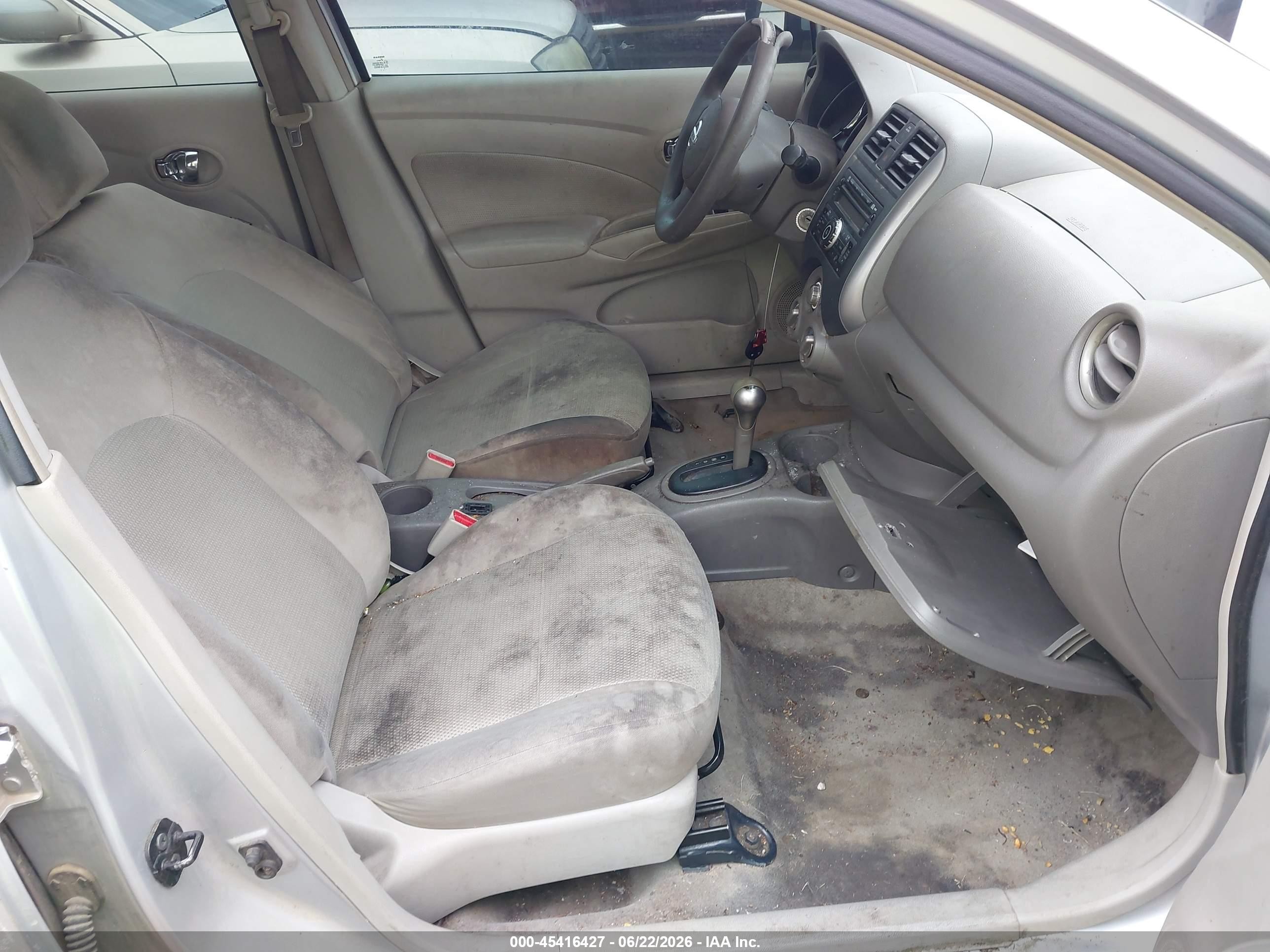 2012 Nissan Versa 1.6 Sl Silver vin: 3N1CN7AP6CL802002